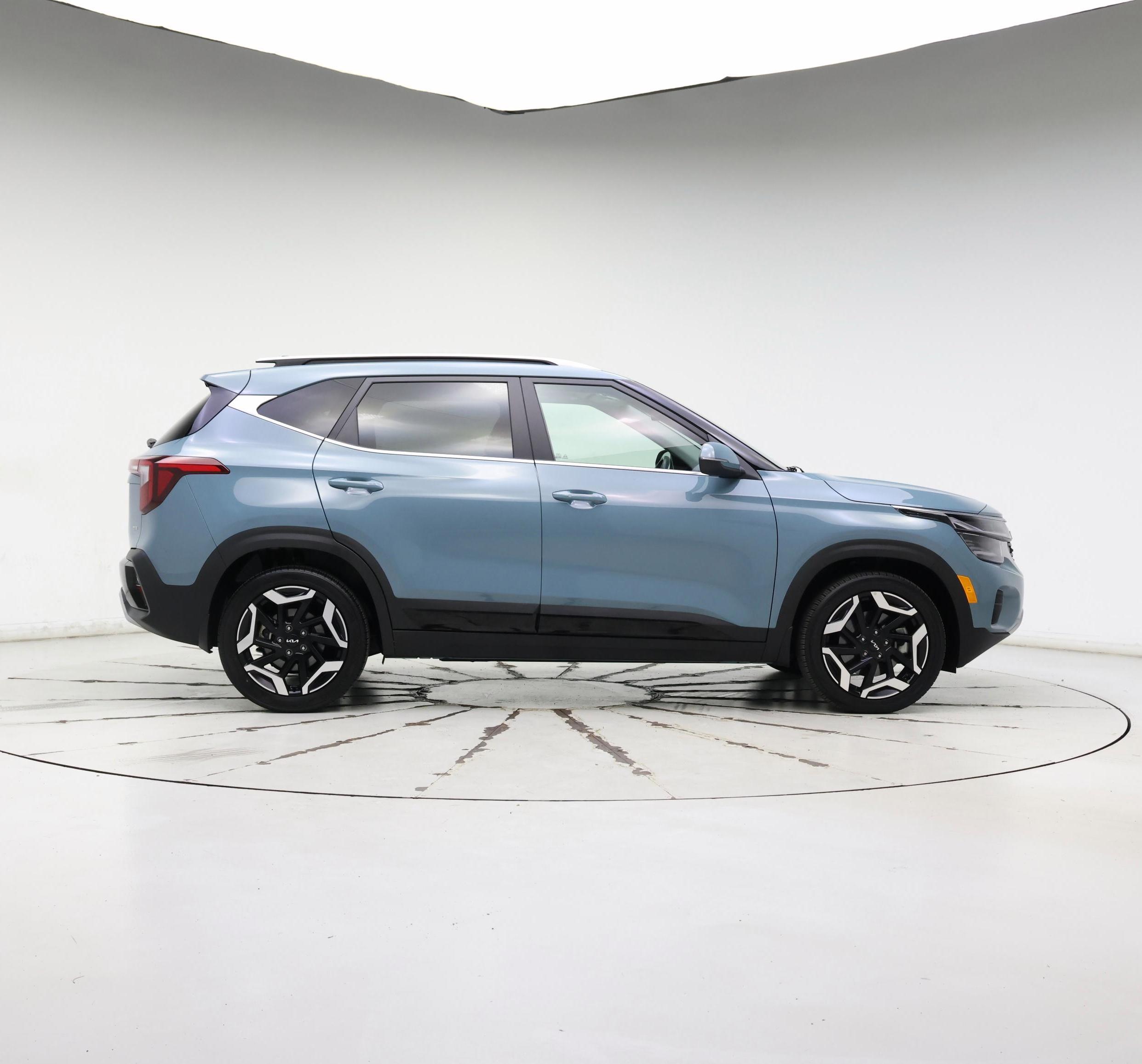 Thumbnail: 2024 Kia Seltos - 7