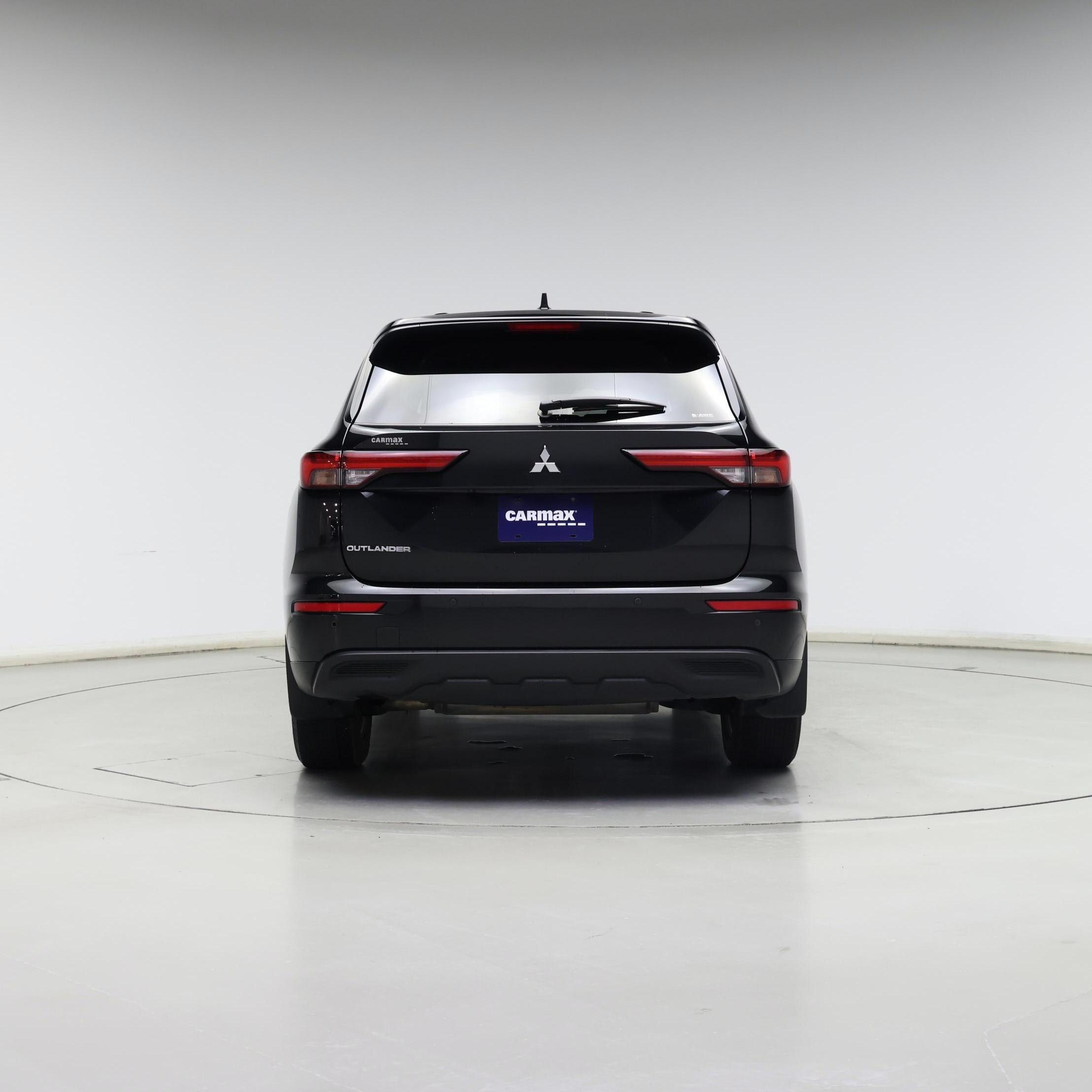 Thumbnail: 2022 Mitsubishi Outlander - 6