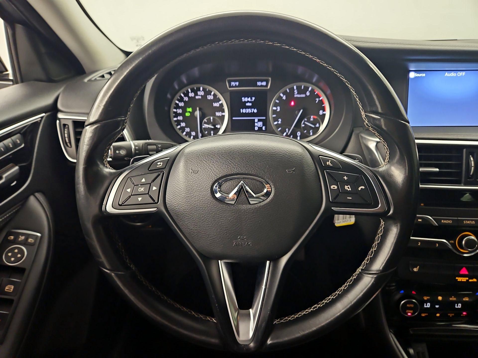 Thumbnail: 2017 INFINITI QX30 - 10