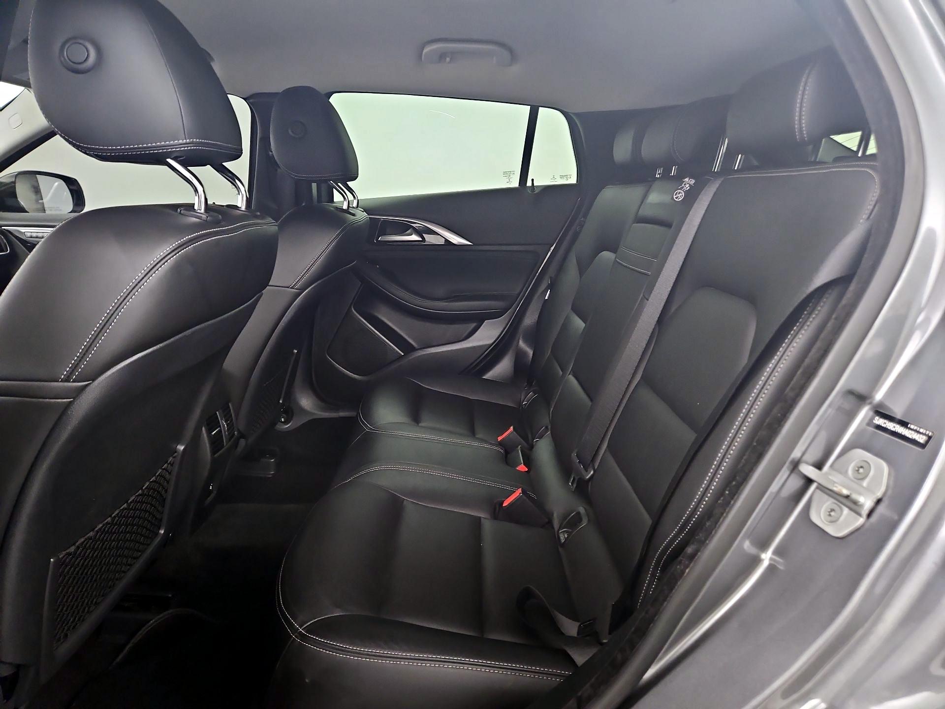 Thumbnail: 2017 INFINITI QX30 - 19
