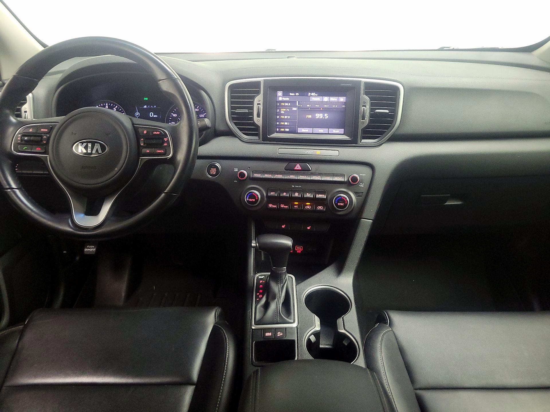 Thumbnail: 2017 Kia Sportage - 9