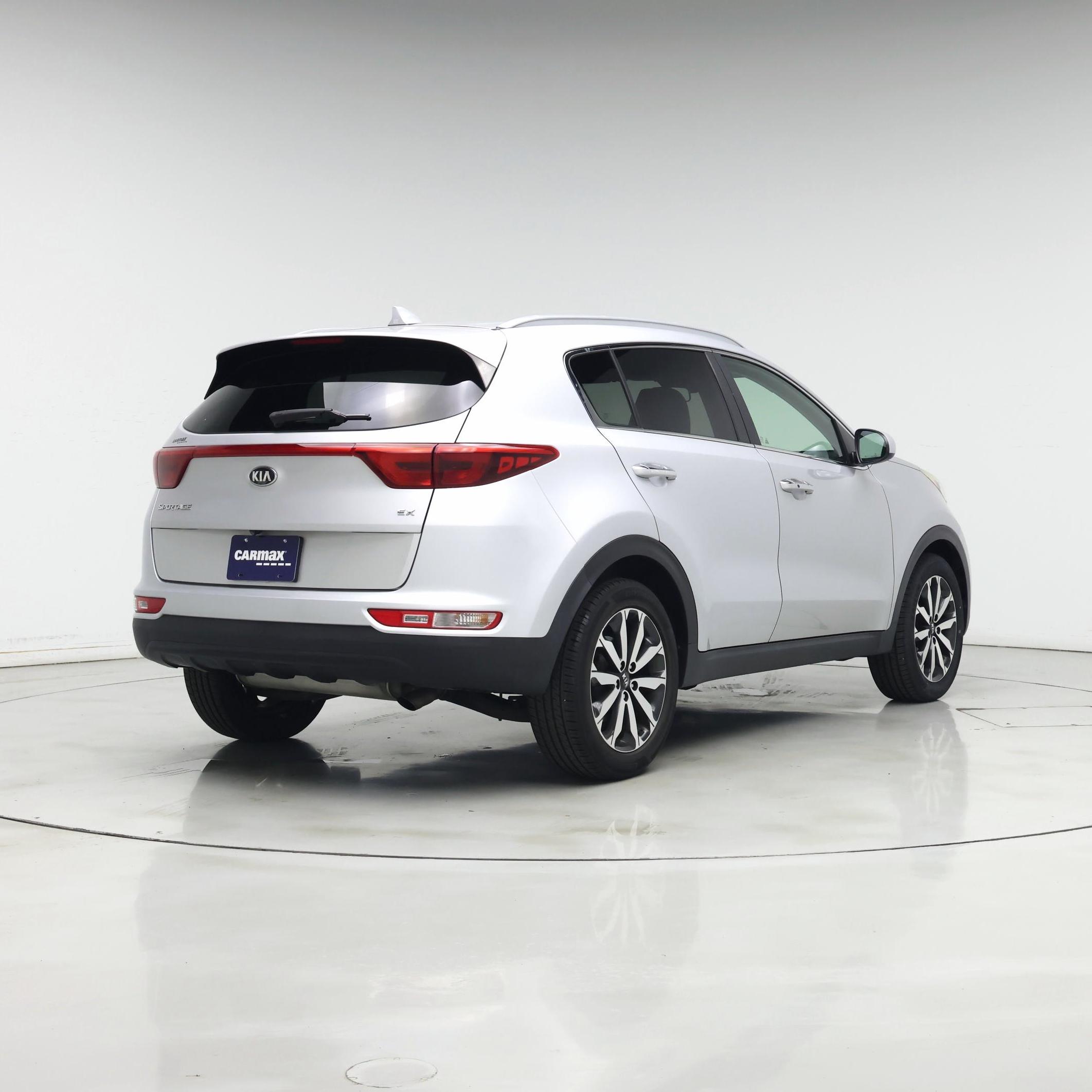 Thumbnail: 2017 Kia Sportage - 8