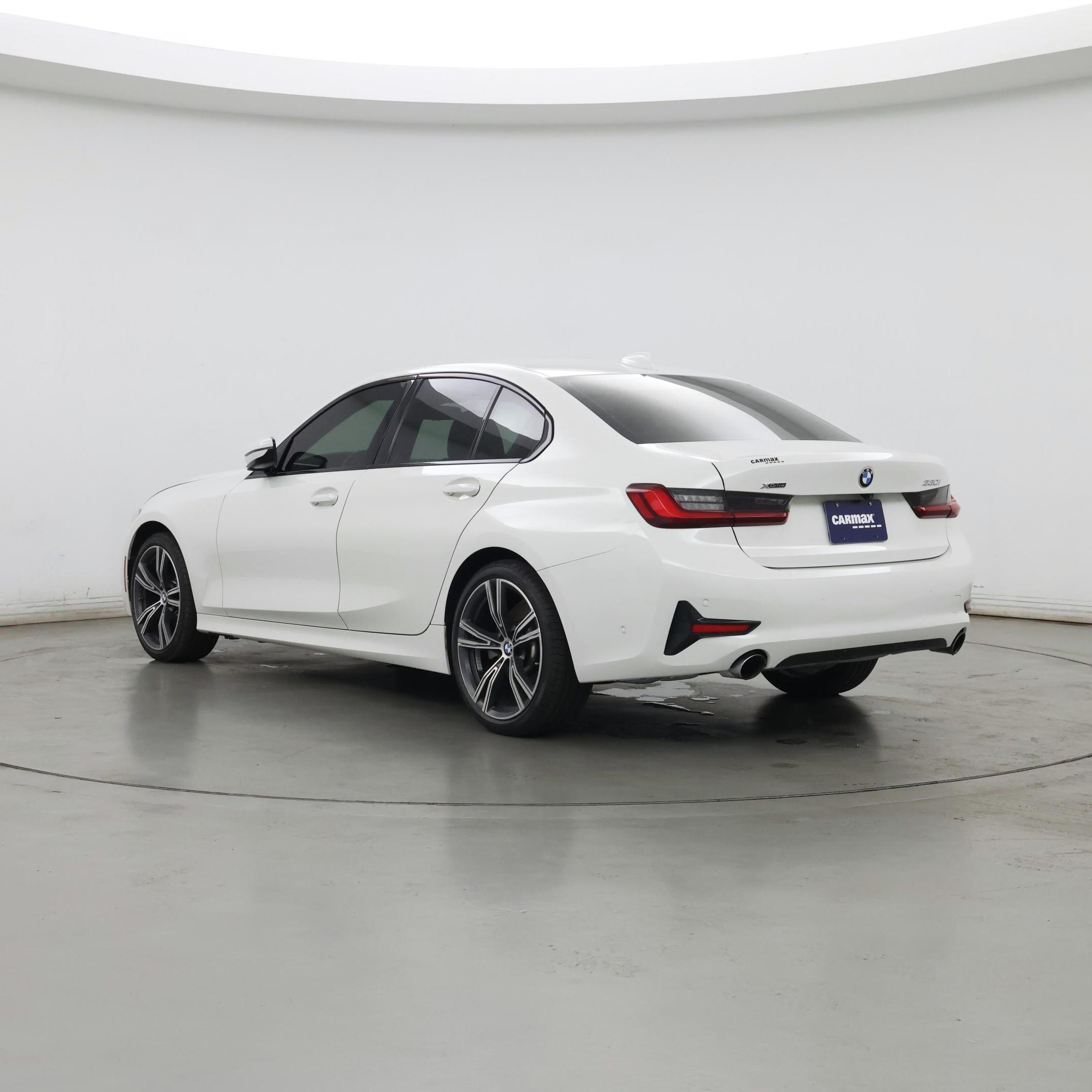Thumbnail: 2022 BMW 3 Series - 2