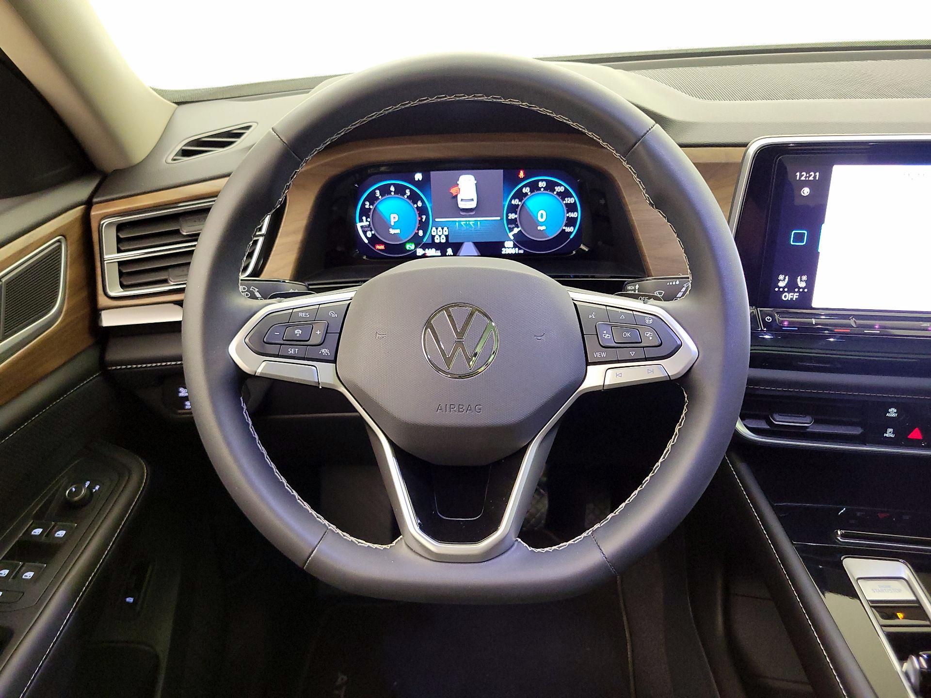 Thumbnail: 2024 Volkswagen Atlas - 10
