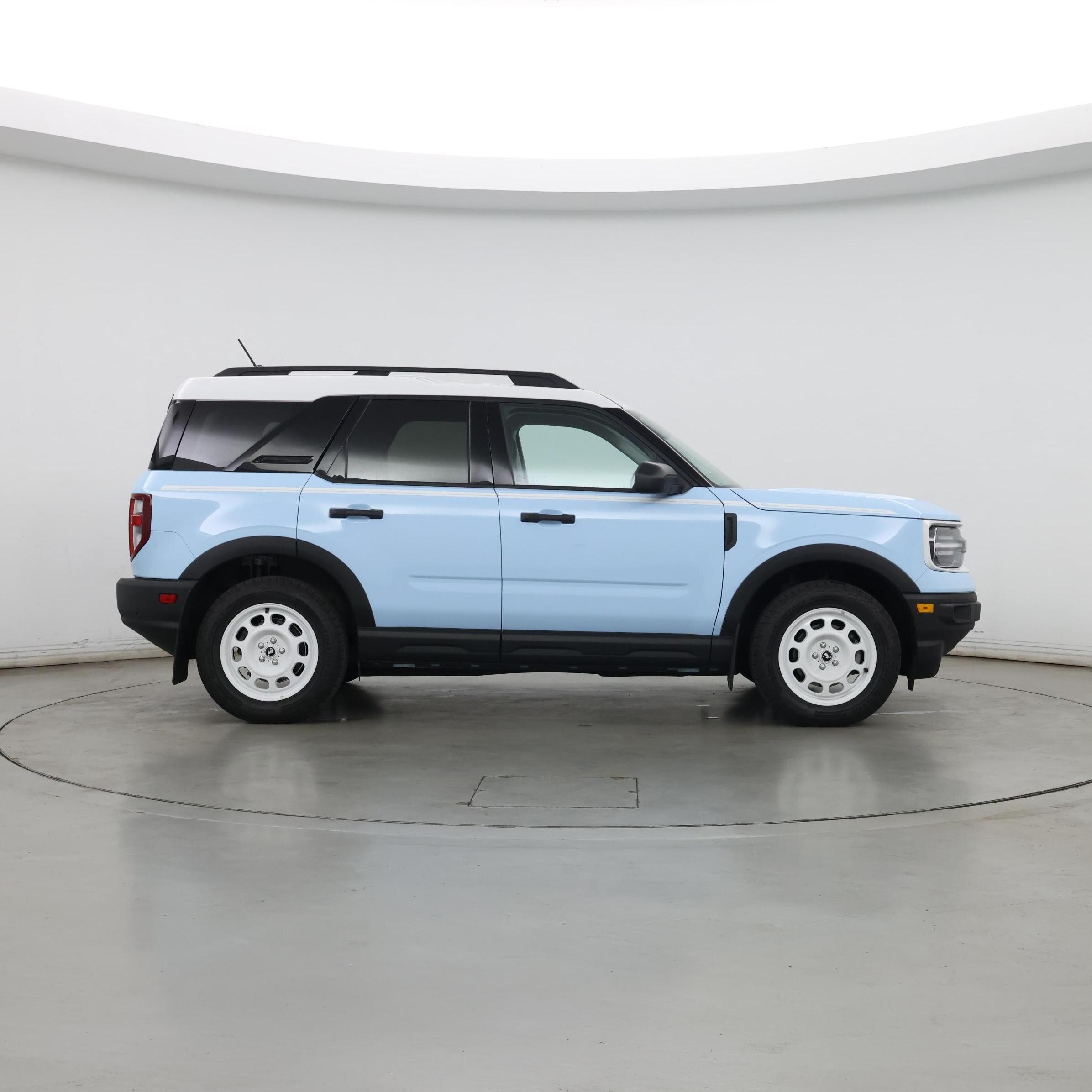 Thumbnail: 2023 Ford Bronco Sport - 7