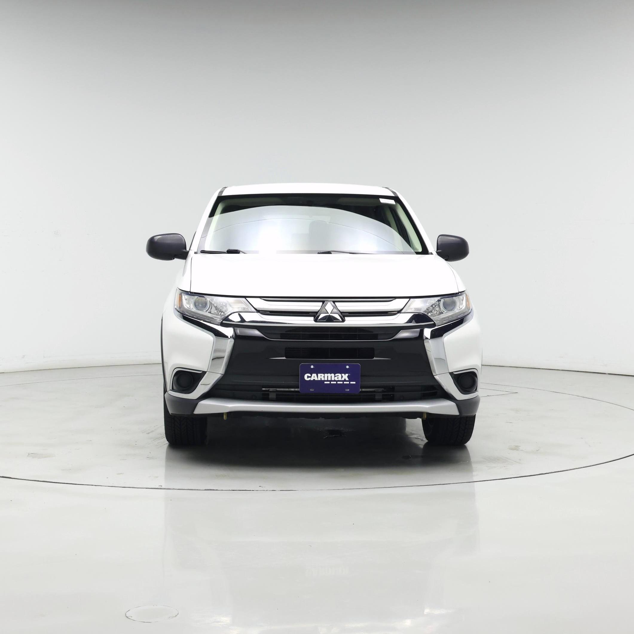 Thumbnail: 2016 Mitsubishi Outlander - 5