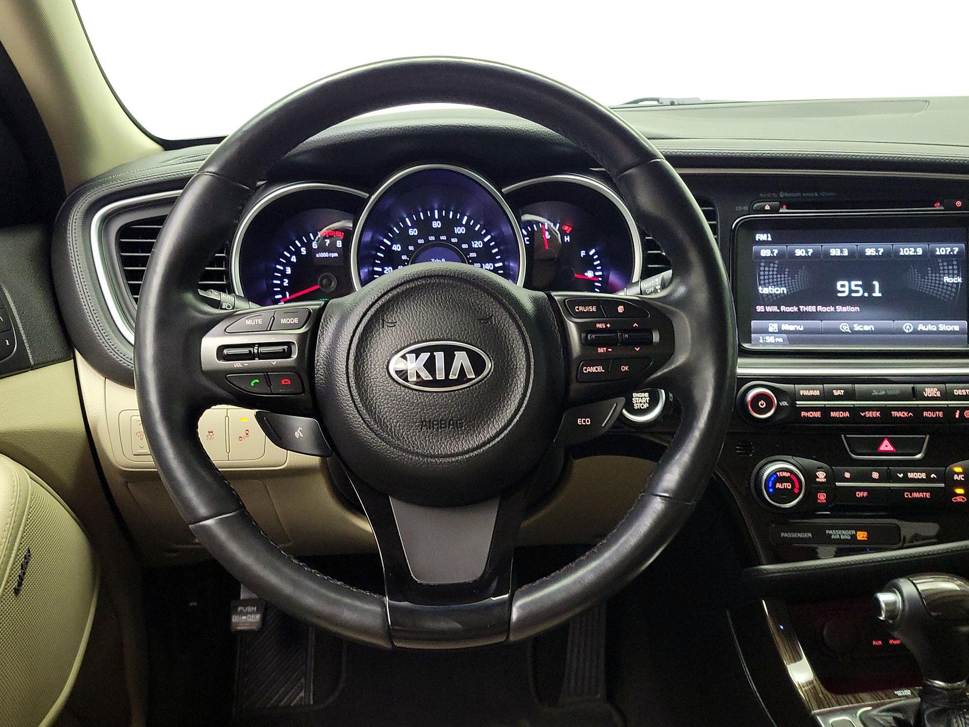 Thumbnail: 2014 Kia Optima - 10