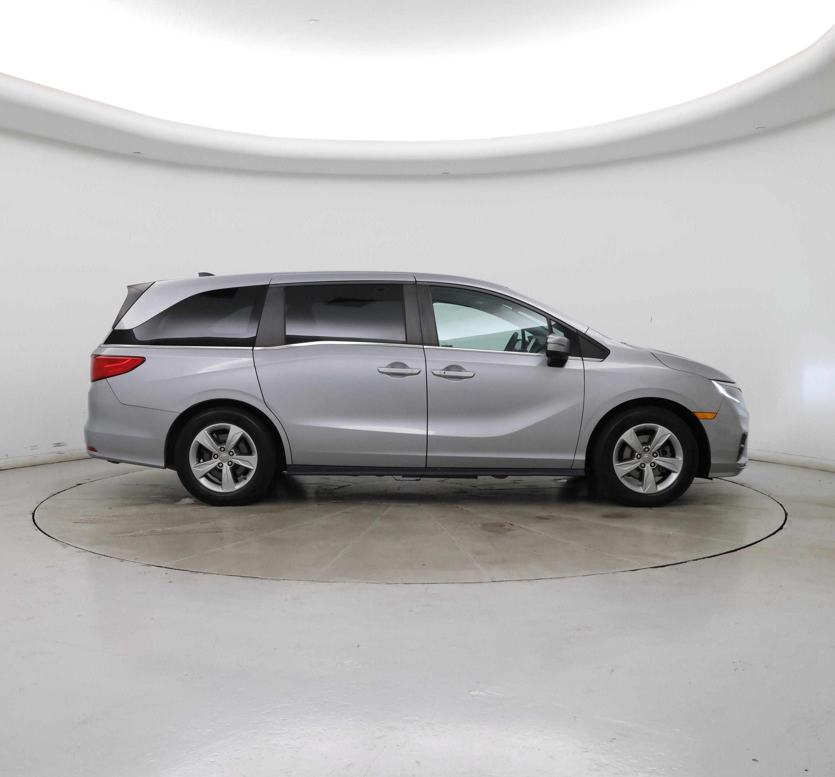 Thumbnail: 2019 Honda Odyssey - 7