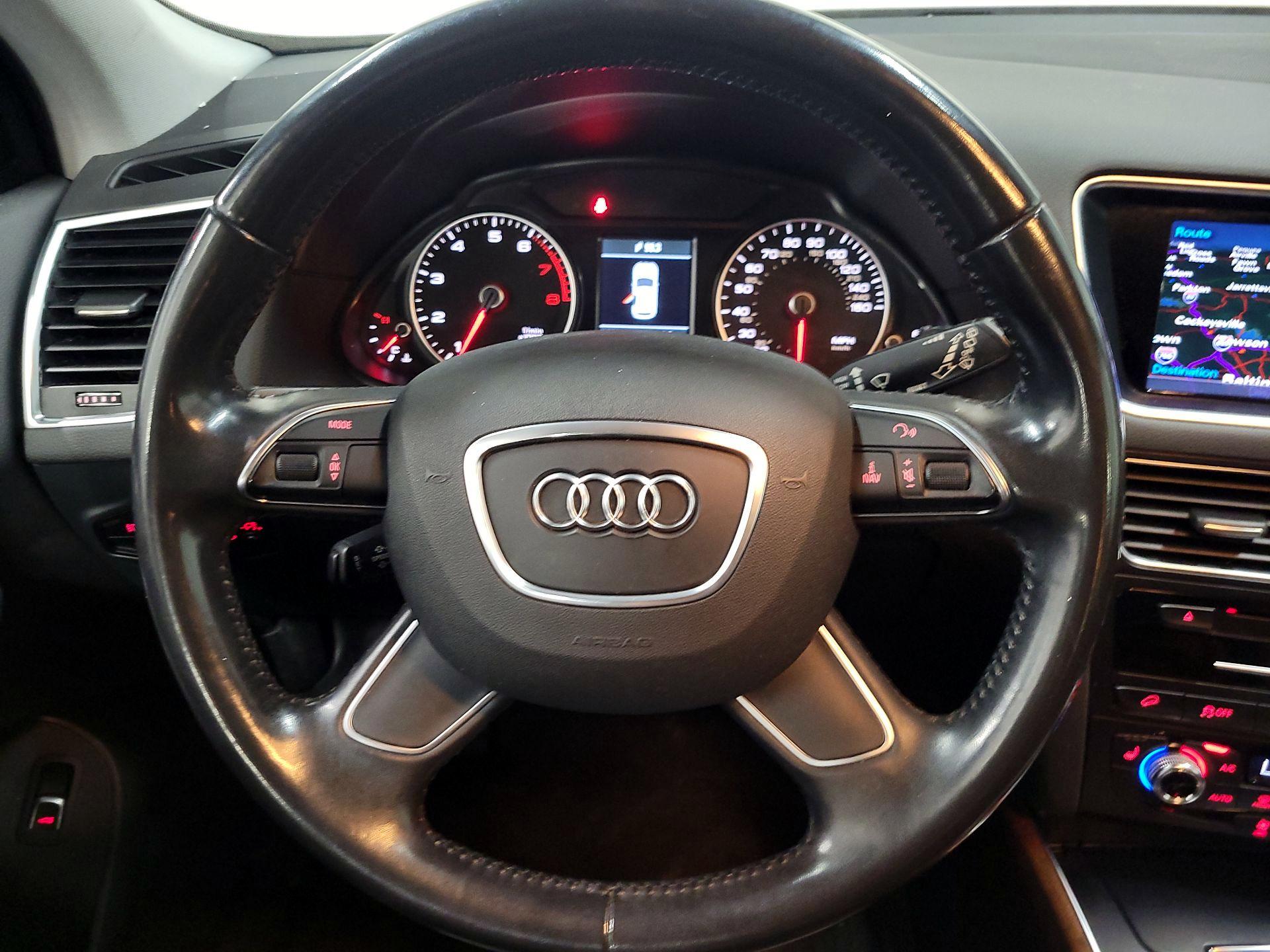 Thumbnail: 2015 Audi Q5 - 10
