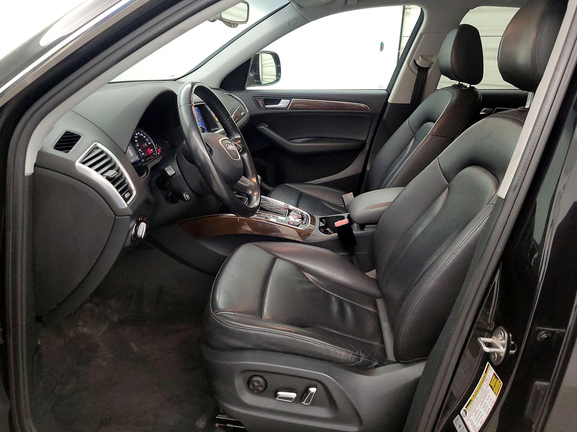 Thumbnail: 2015 Audi Q5 - 11