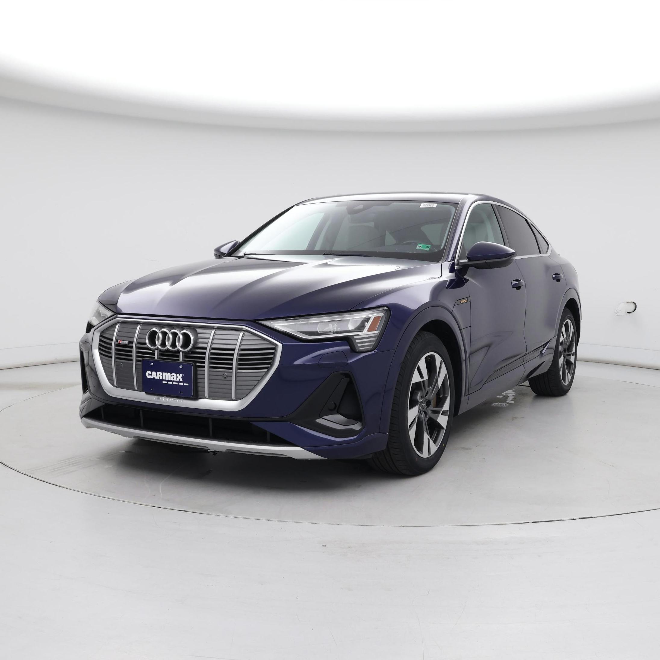 Thumbnail: 2022 Audi e-tron S - 4