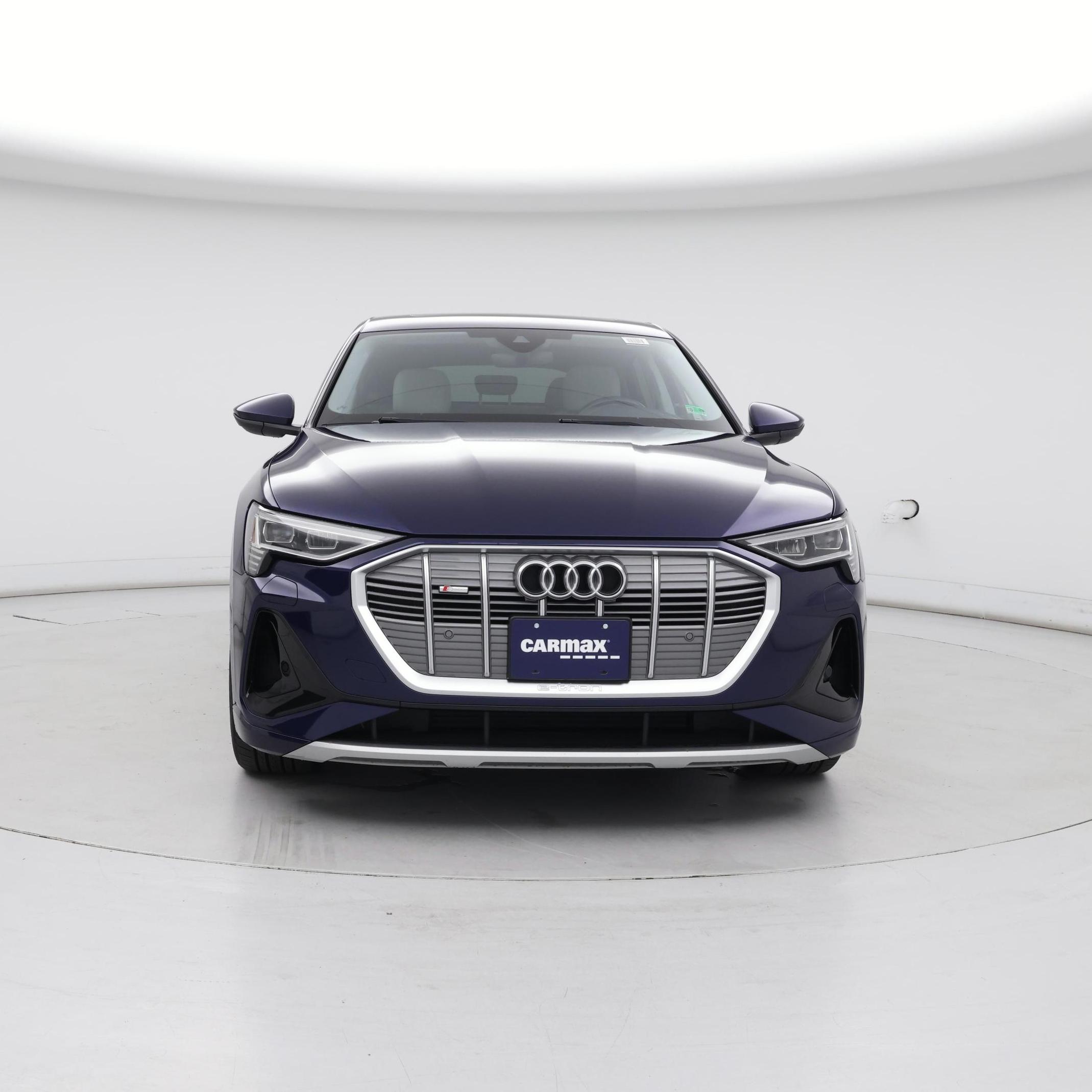 Thumbnail: 2022 Audi e-tron S - 5