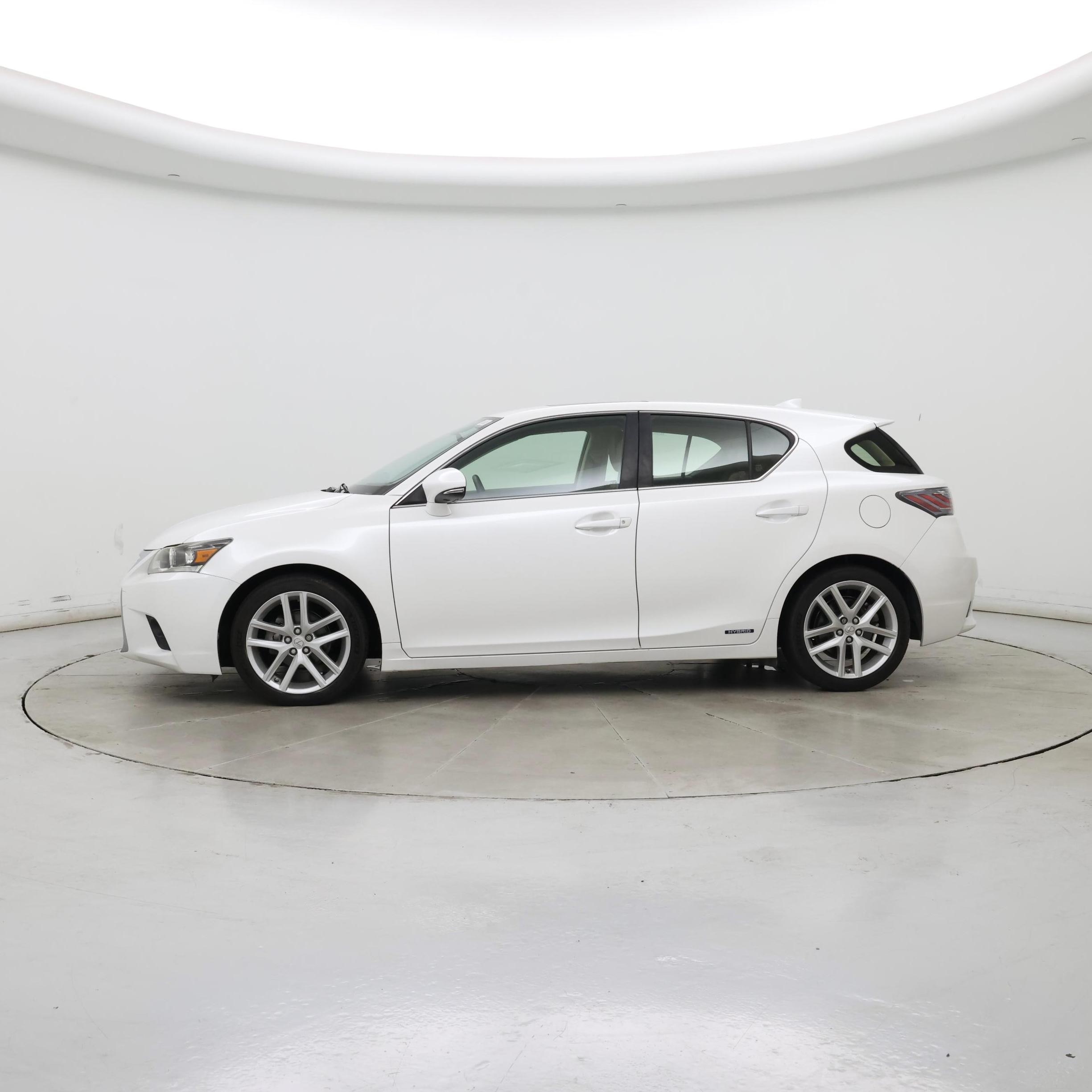 Thumbnail: 2015 Lexus CT - 3