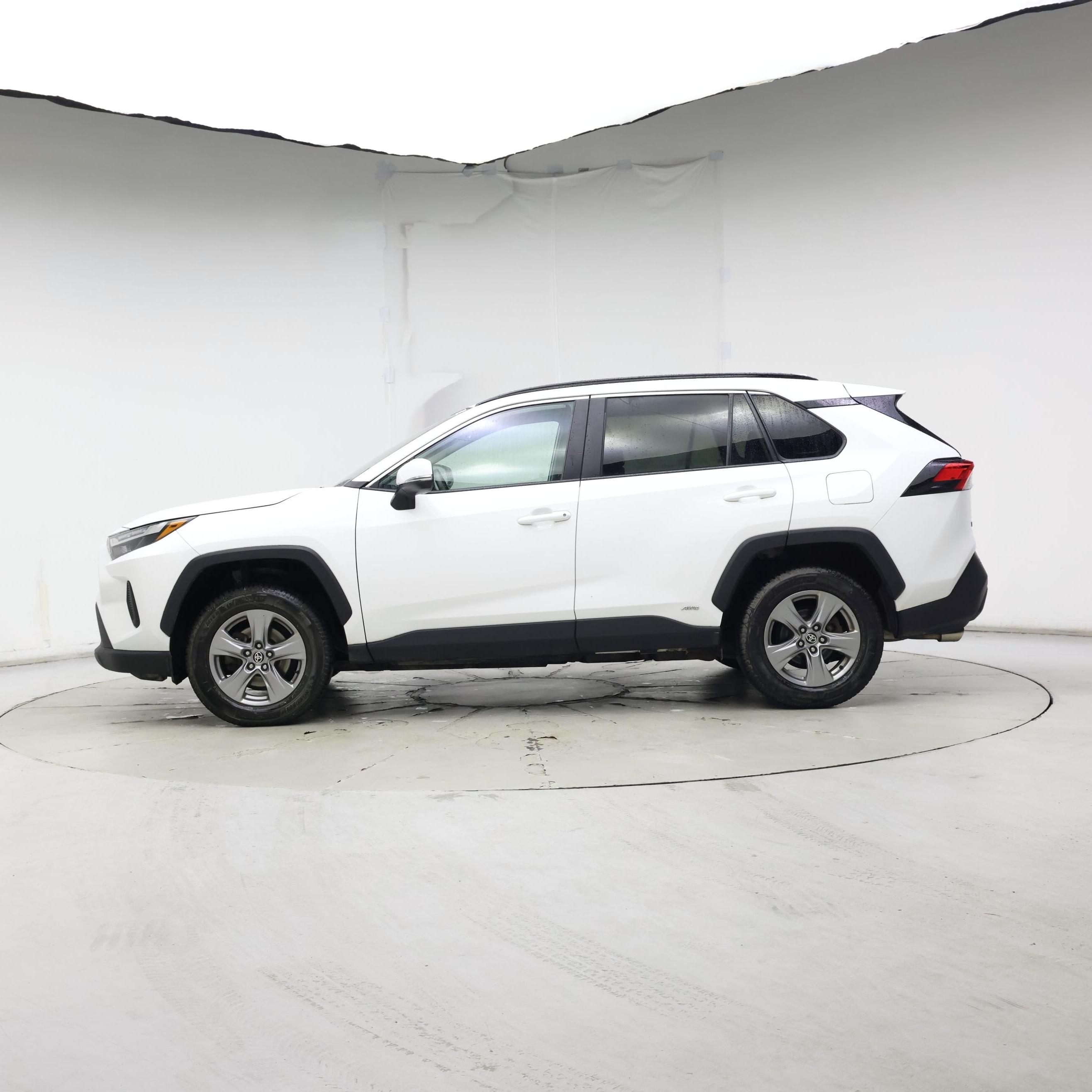 Thumbnail: 2023 Toyota RAV4 - 3