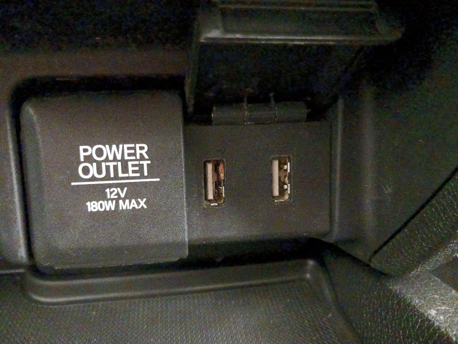 Thumbnail: 2017 Honda Pilot - 18