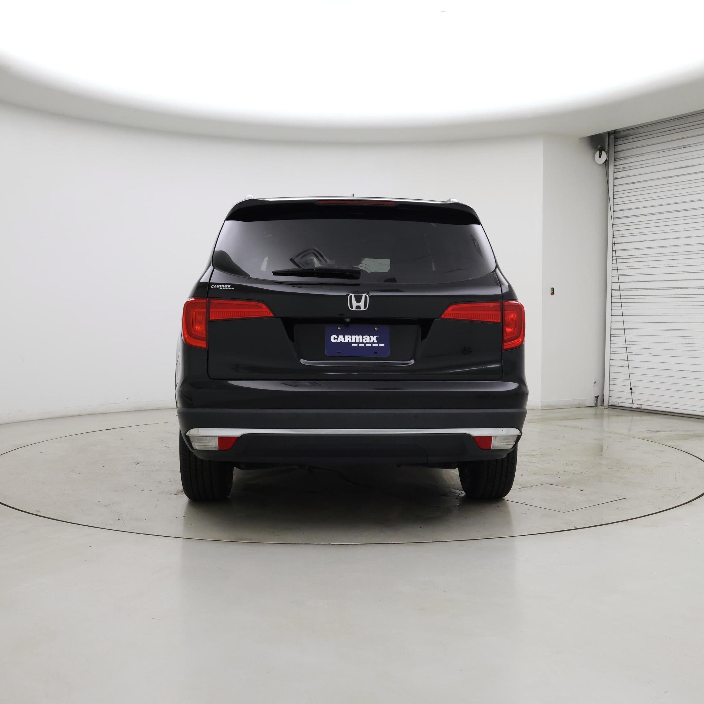 Thumbnail: 2017 Honda Pilot - 6