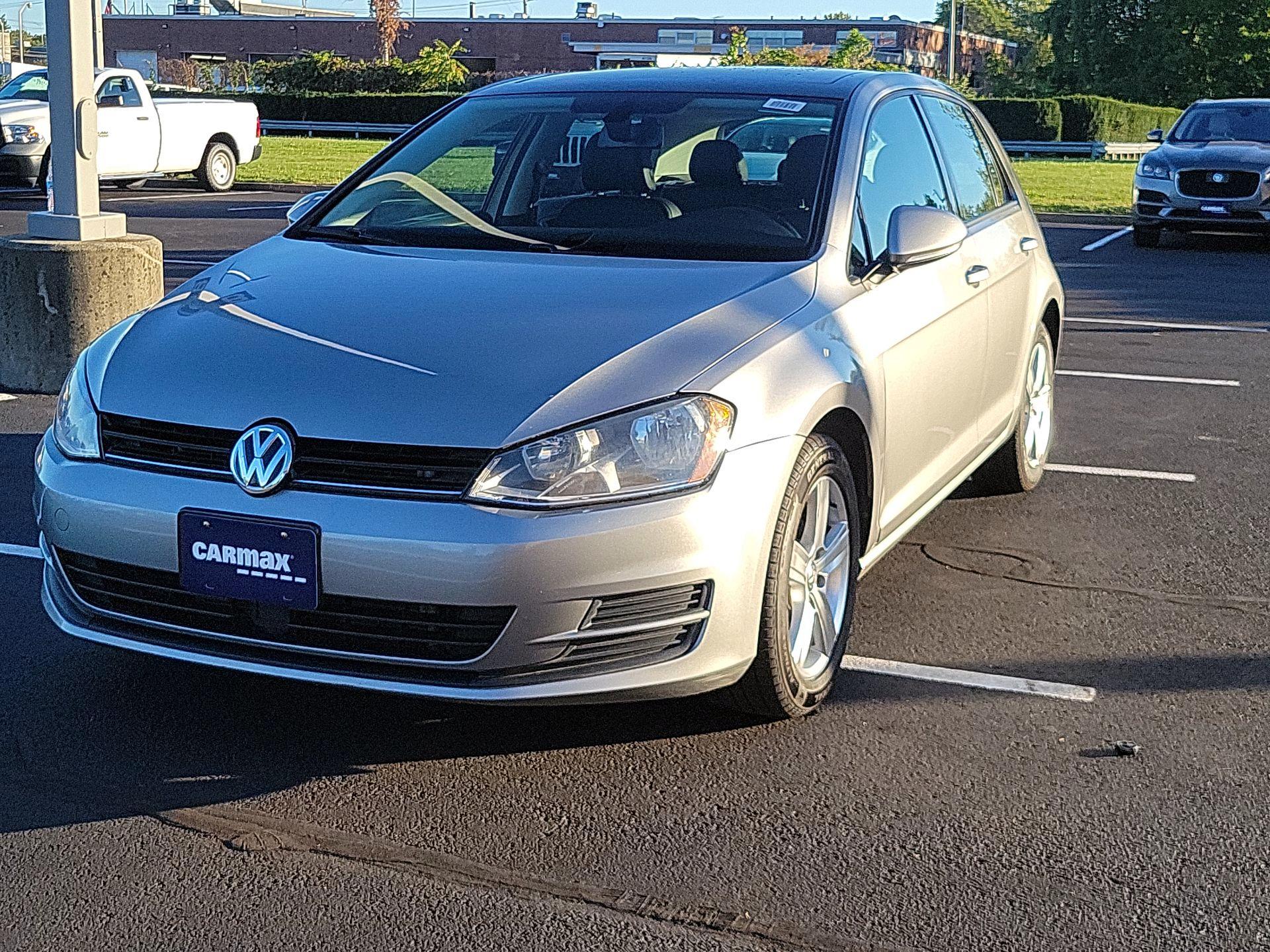 Thumbnail: 2017 Volkswagen Golf - 3