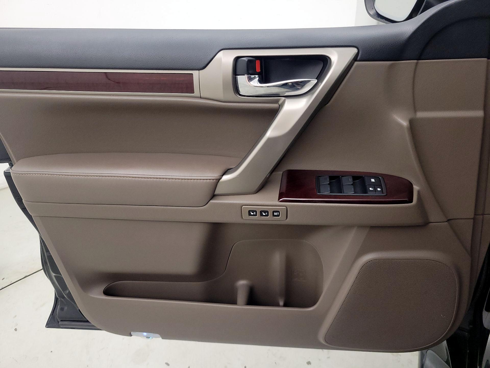 Thumbnail: 2018 Lexus GX - 12