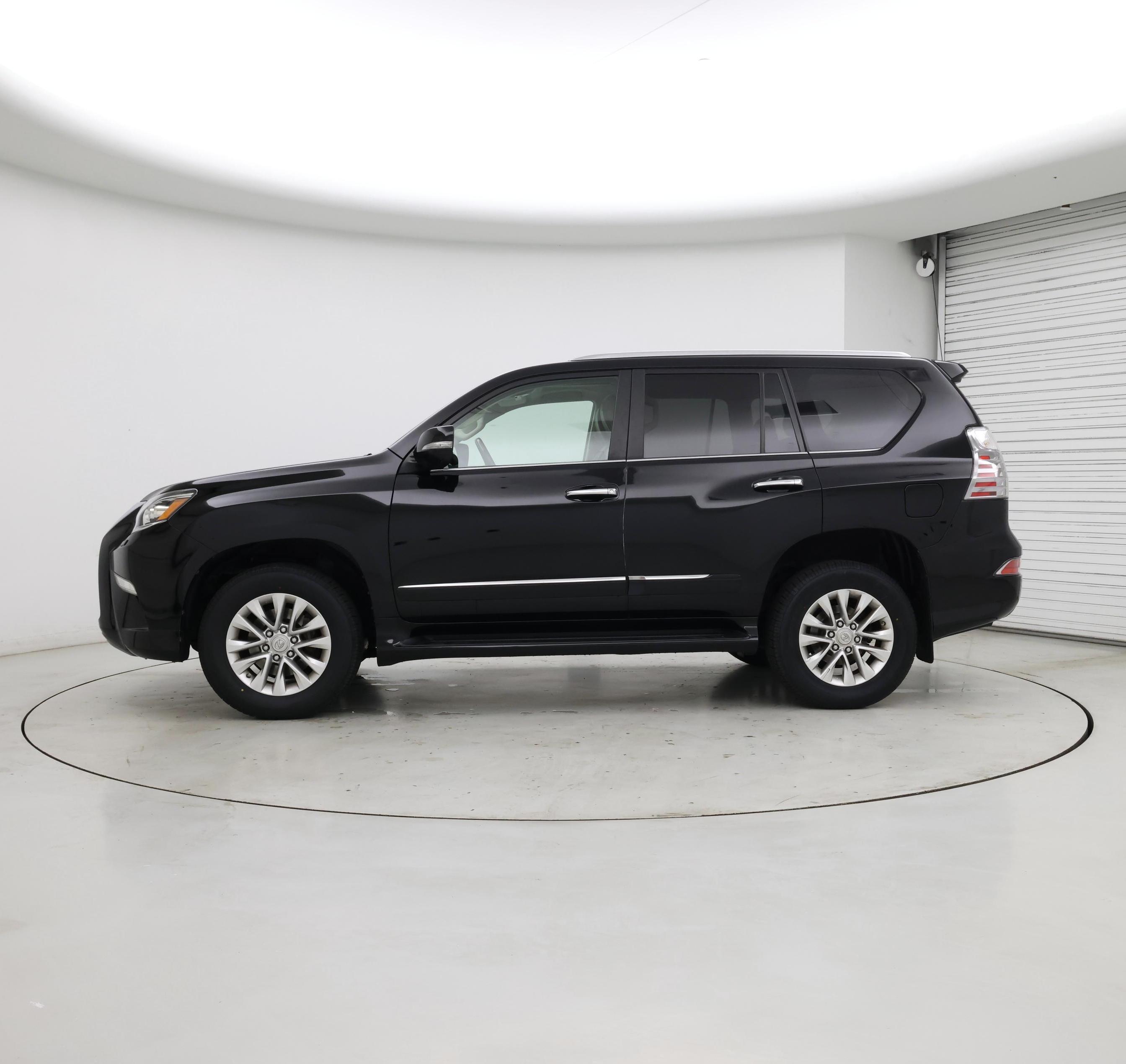 Thumbnail: 2018 Lexus GX - 3