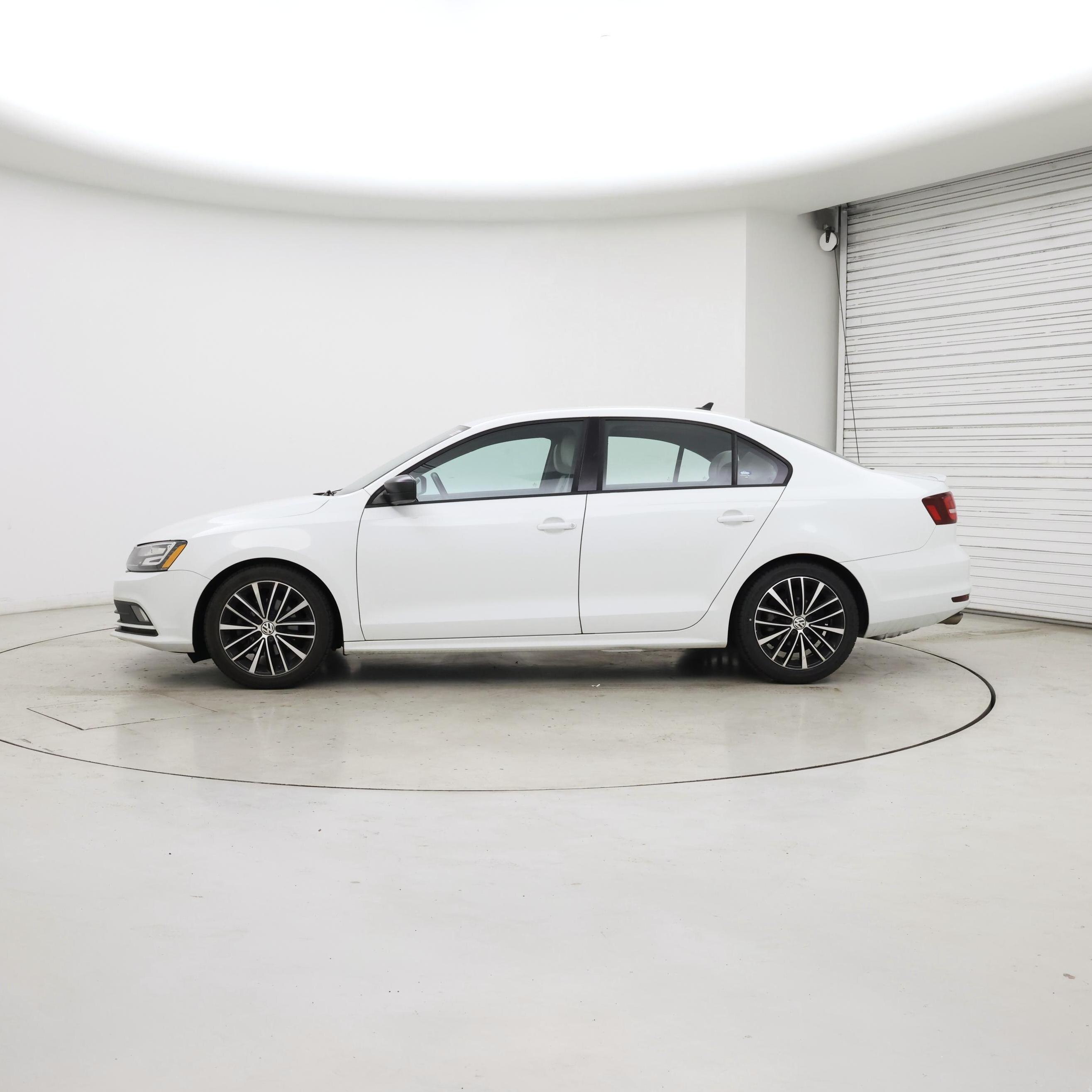 Thumbnail: 2016 Volkswagen Jetta - 3