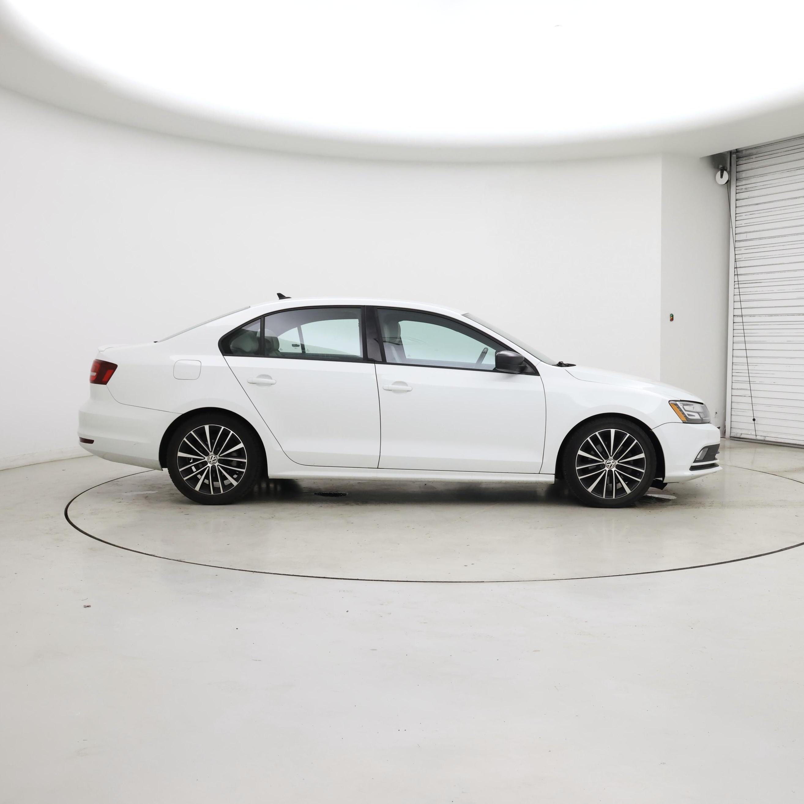 Thumbnail: 2016 Volkswagen Jetta - 7