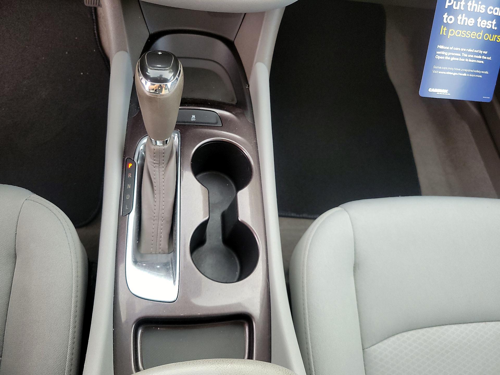 Thumbnail: 2018 Chevrolet Malibu - 15