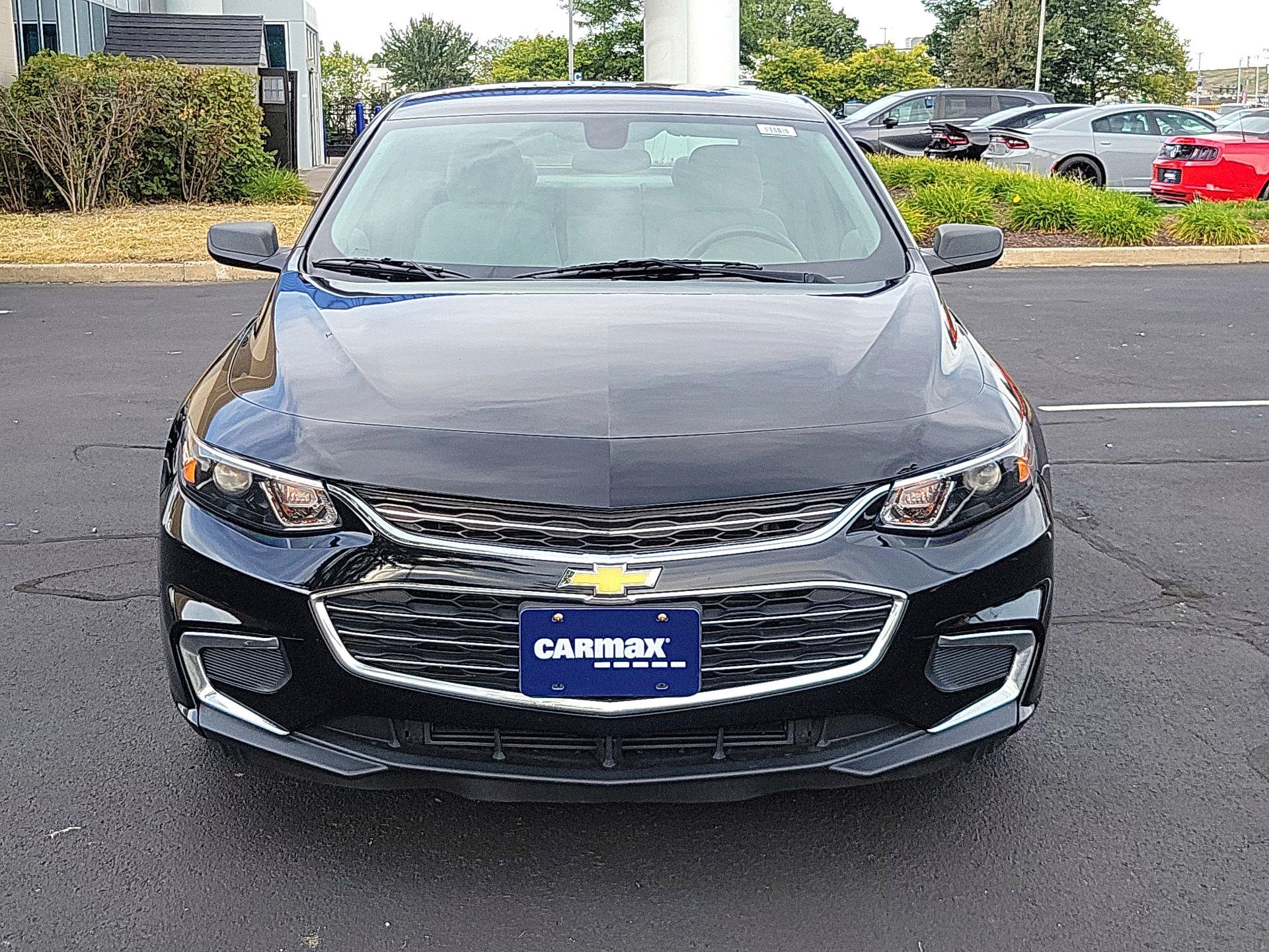 Thumbnail: 2018 Chevrolet Malibu - 2