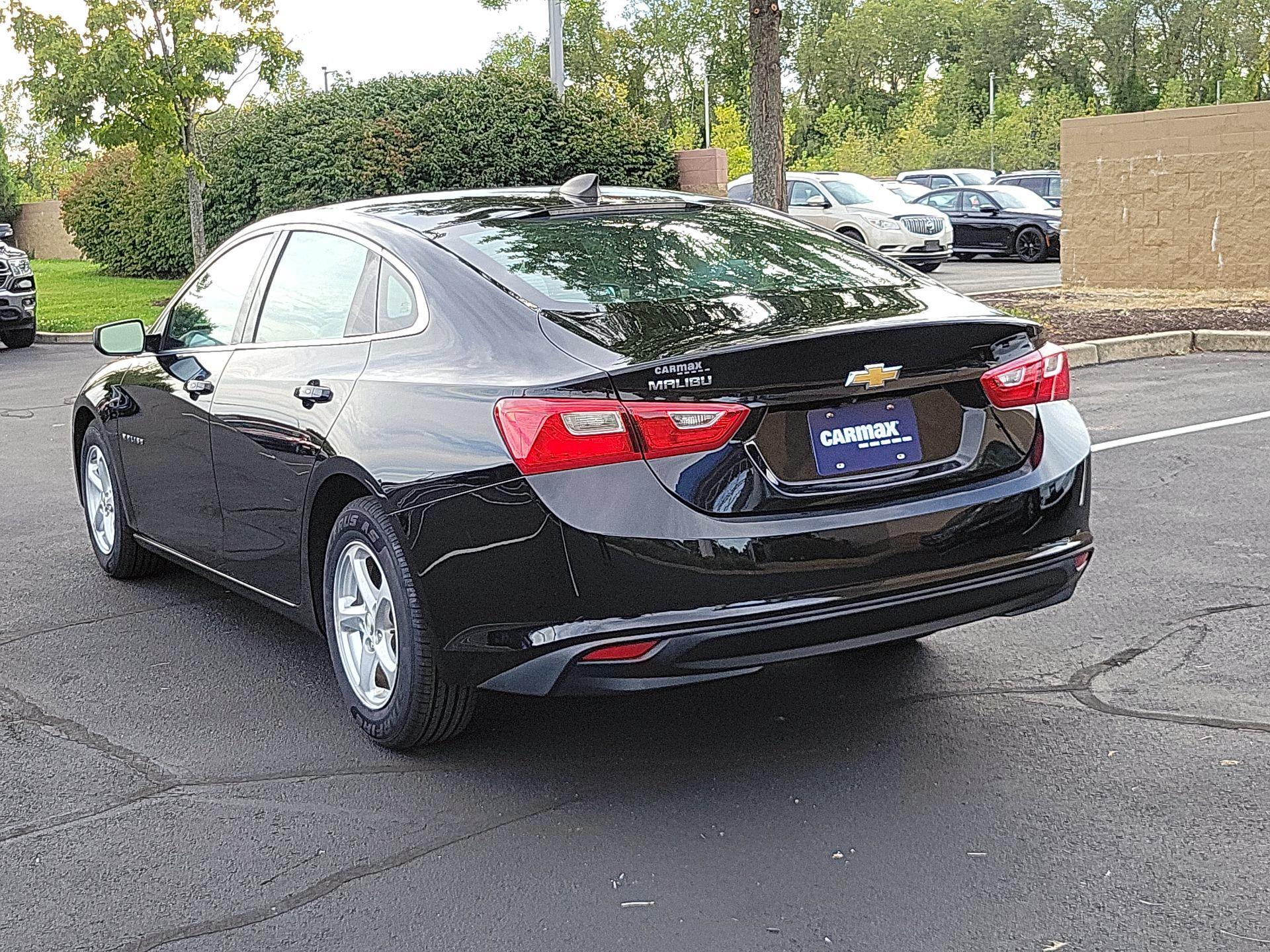 Thumbnail: 2018 Chevrolet Malibu - 7
