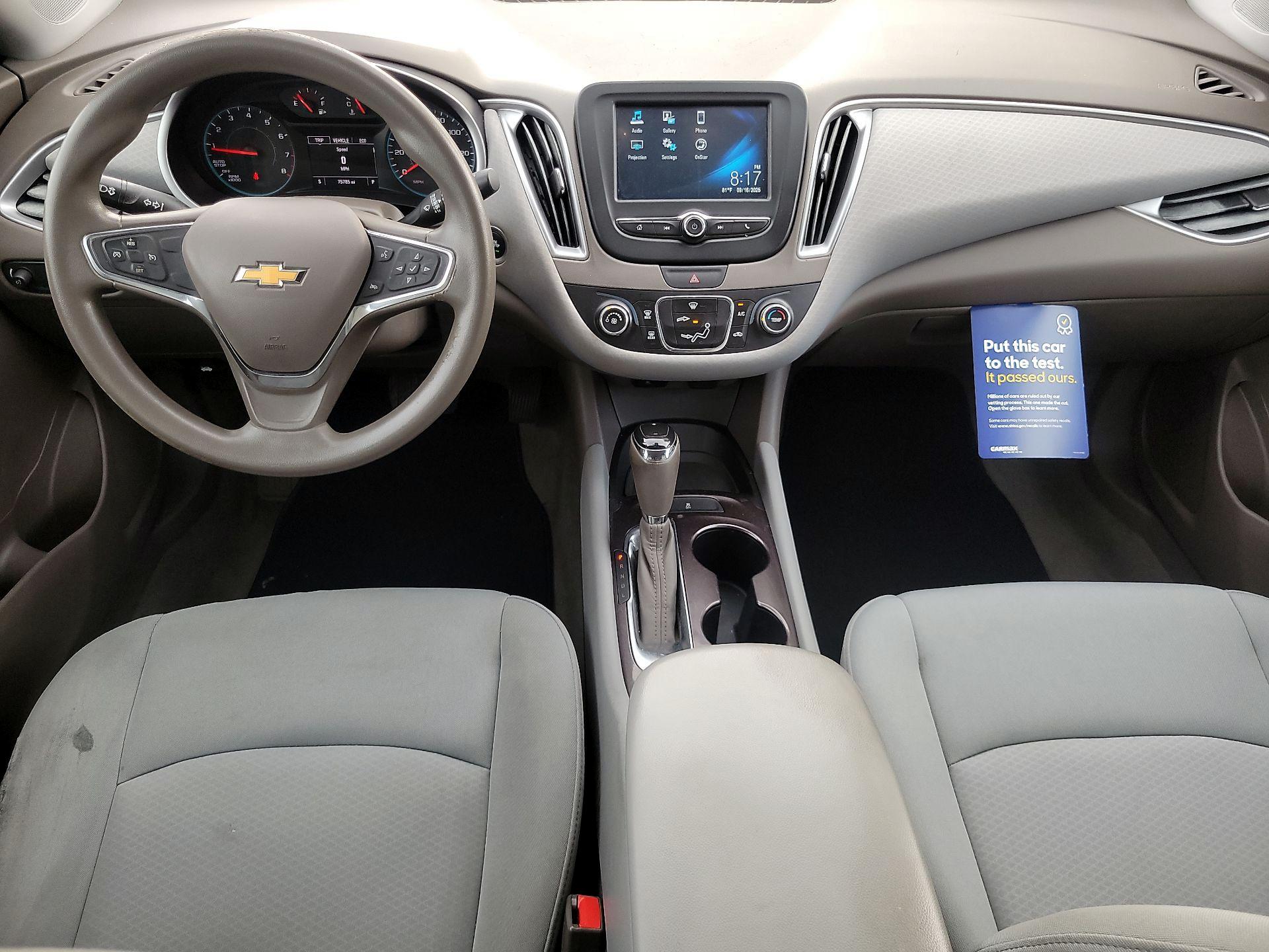 Thumbnail: 2018 Chevrolet Malibu - 8