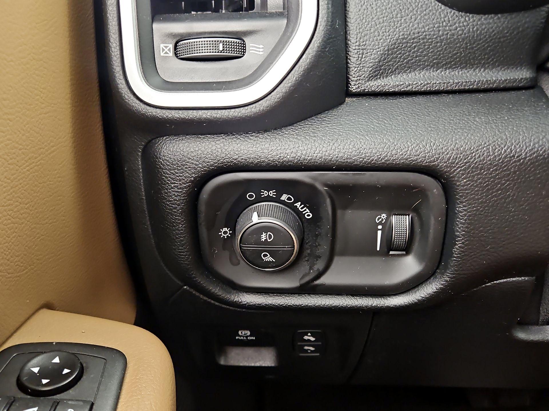 Thumbnail: 2021 RAM 1500 - 13