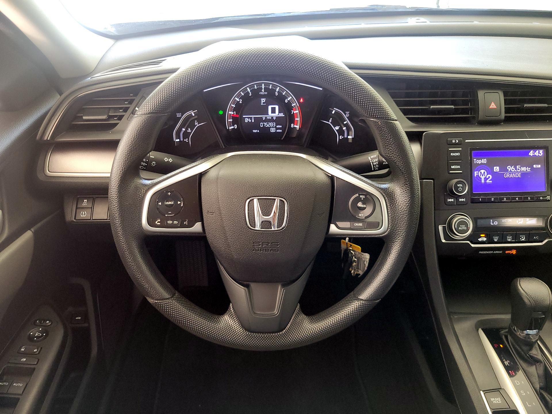 Thumbnail: 2016 Honda Civic - 10