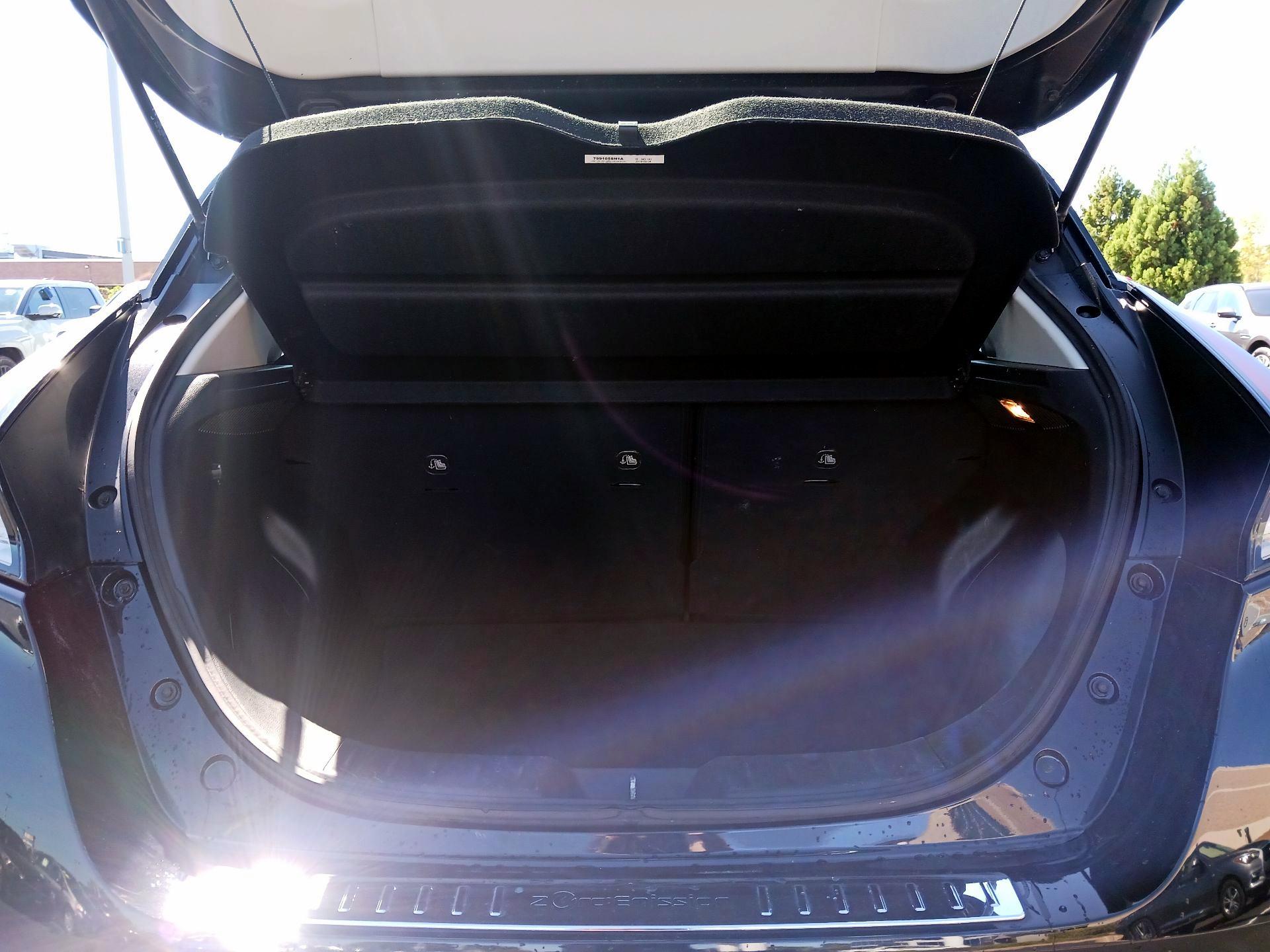 Thumbnail: 2019 Nissan Leaf - 19