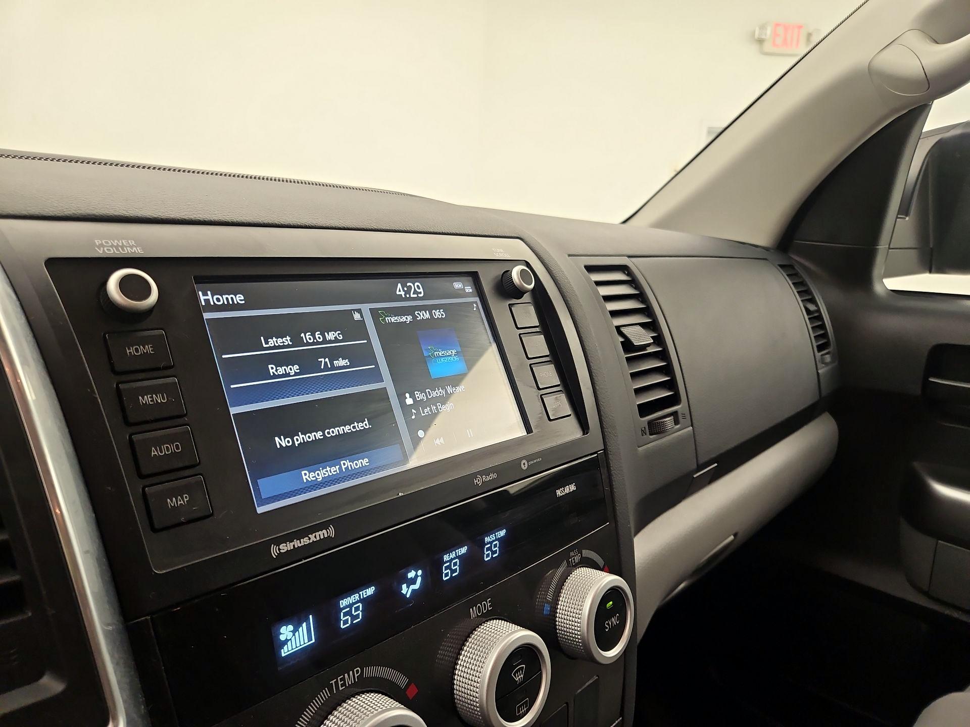 Thumbnail: 2022 Toyota Sequoia - 15