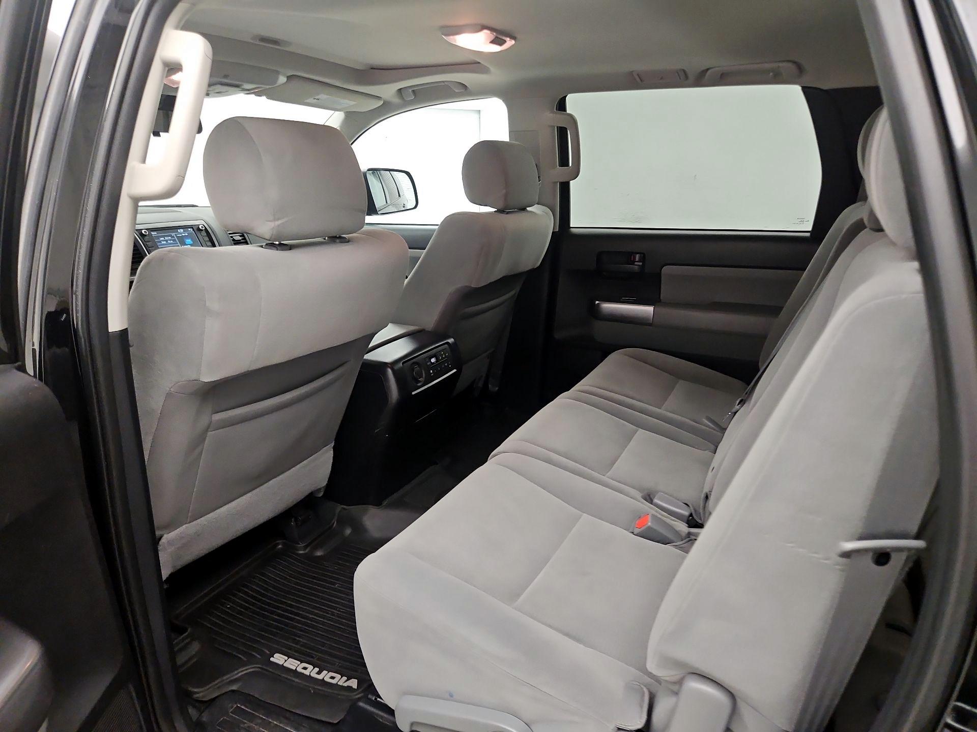 Thumbnail: 2022 Toyota Sequoia - 19