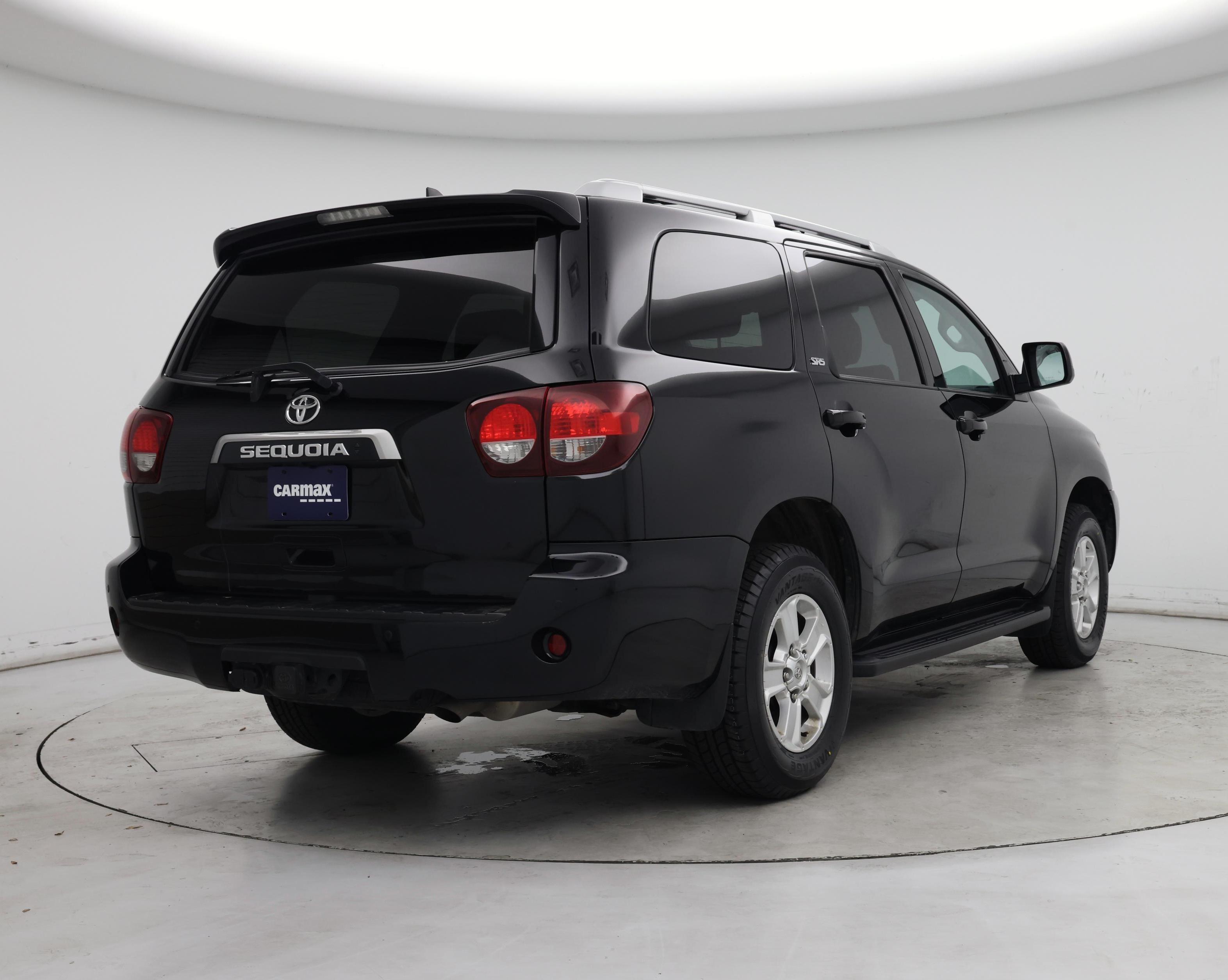 Thumbnail: 2022 Toyota Sequoia - 8