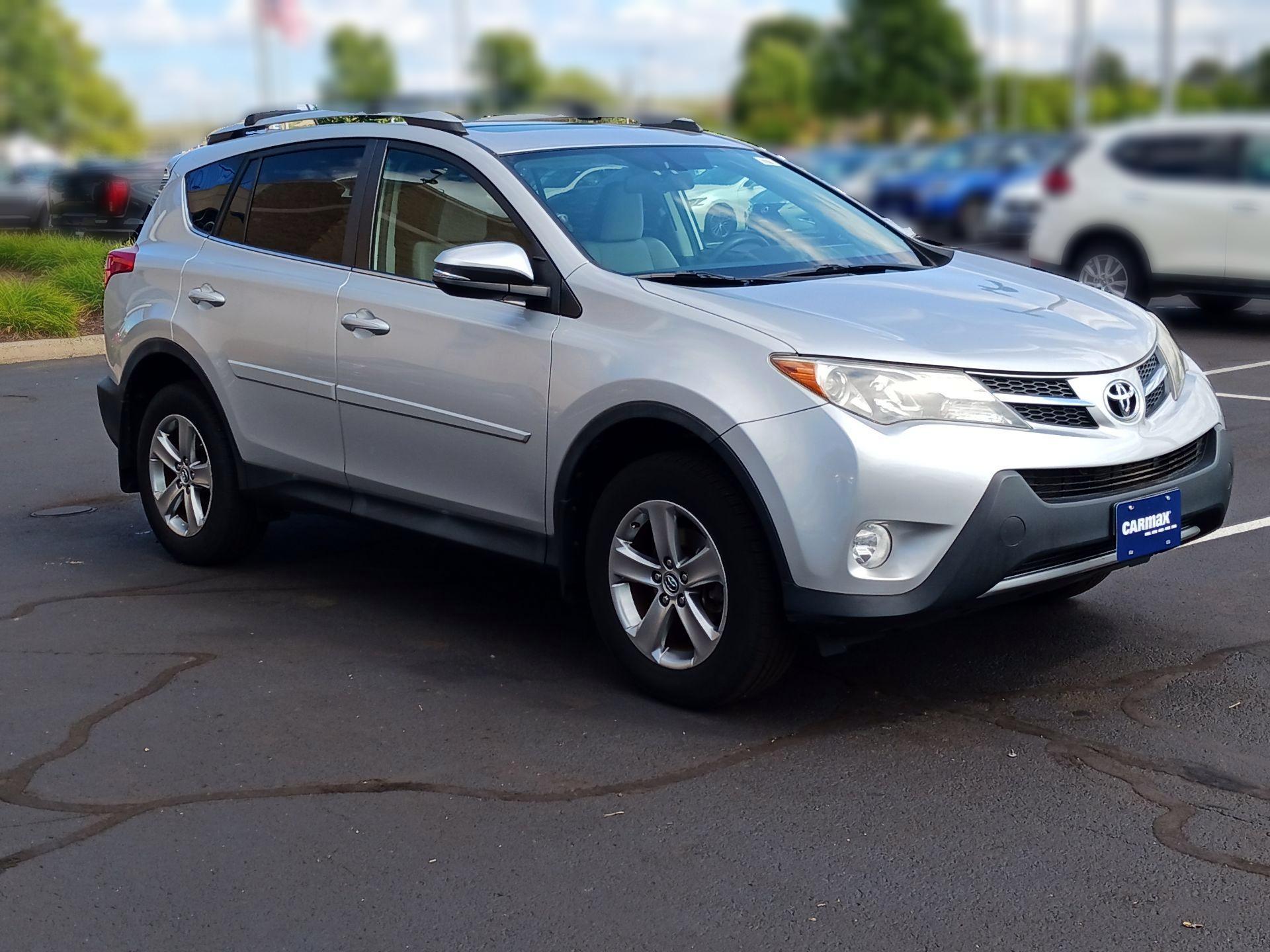 Thumbnail: 2015 Toyota RAV4 - 1