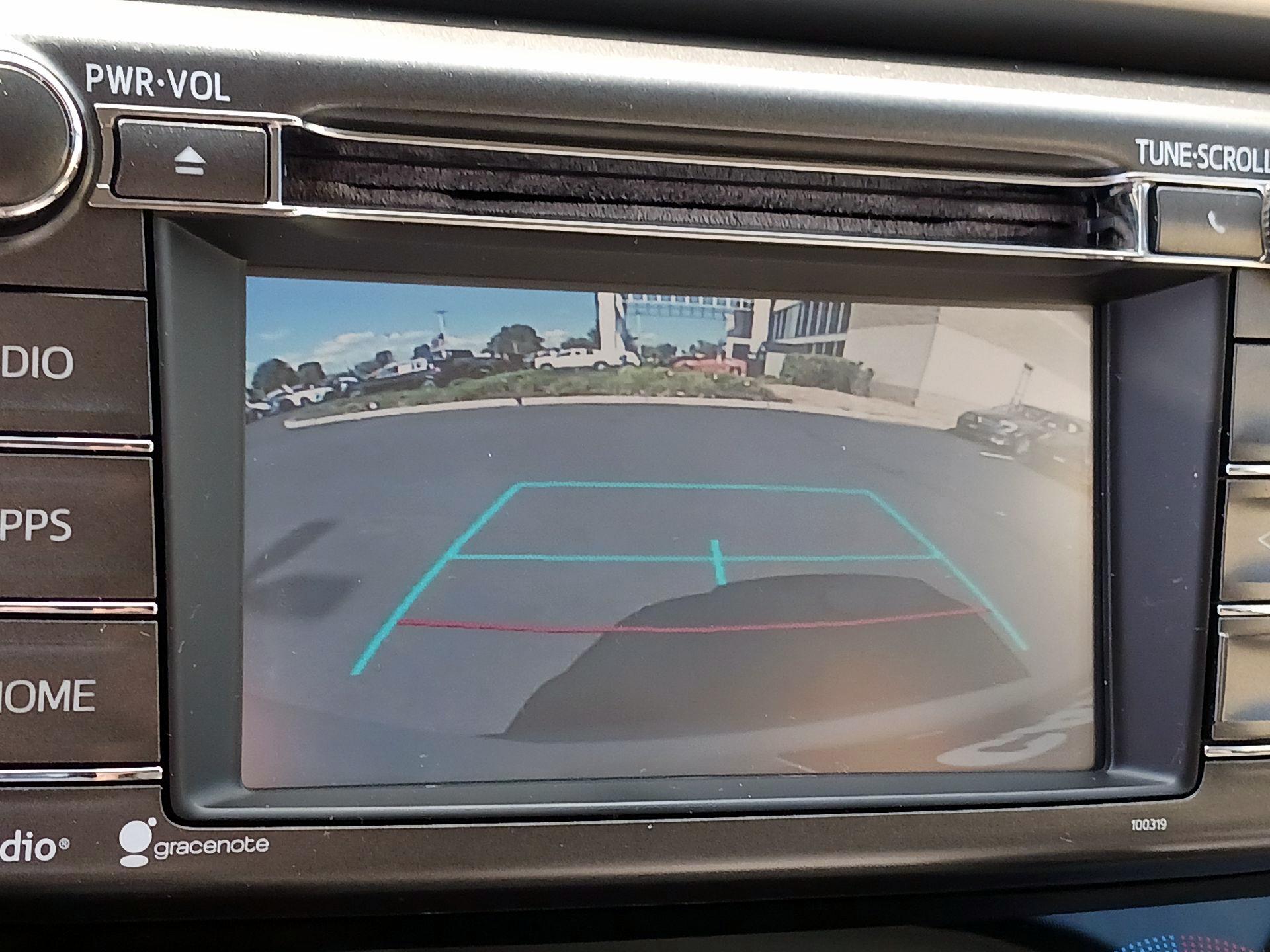Thumbnail: 2015 Toyota RAV4 - 13