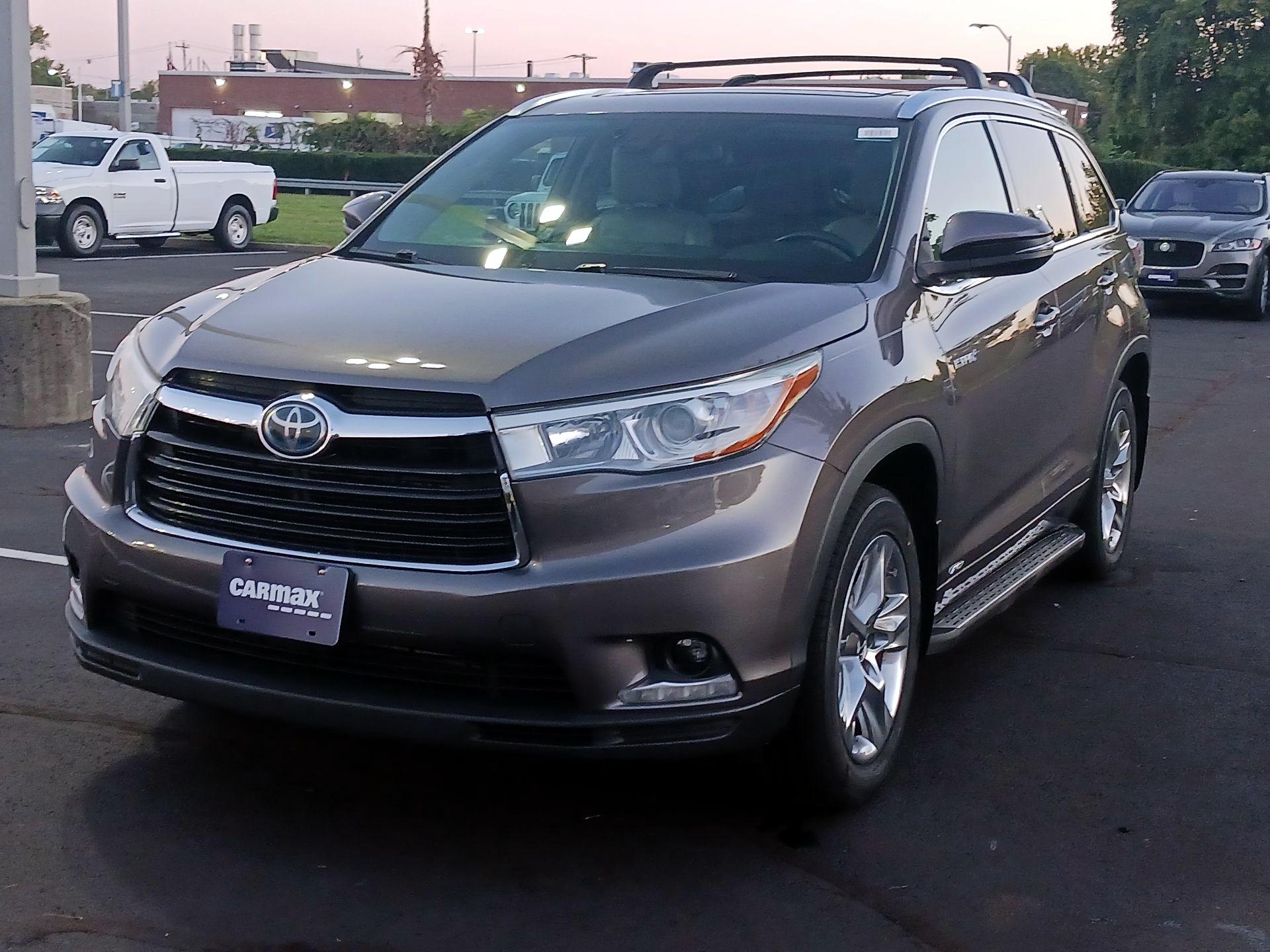 Thumbnail: 2016 Toyota Highlander - 3