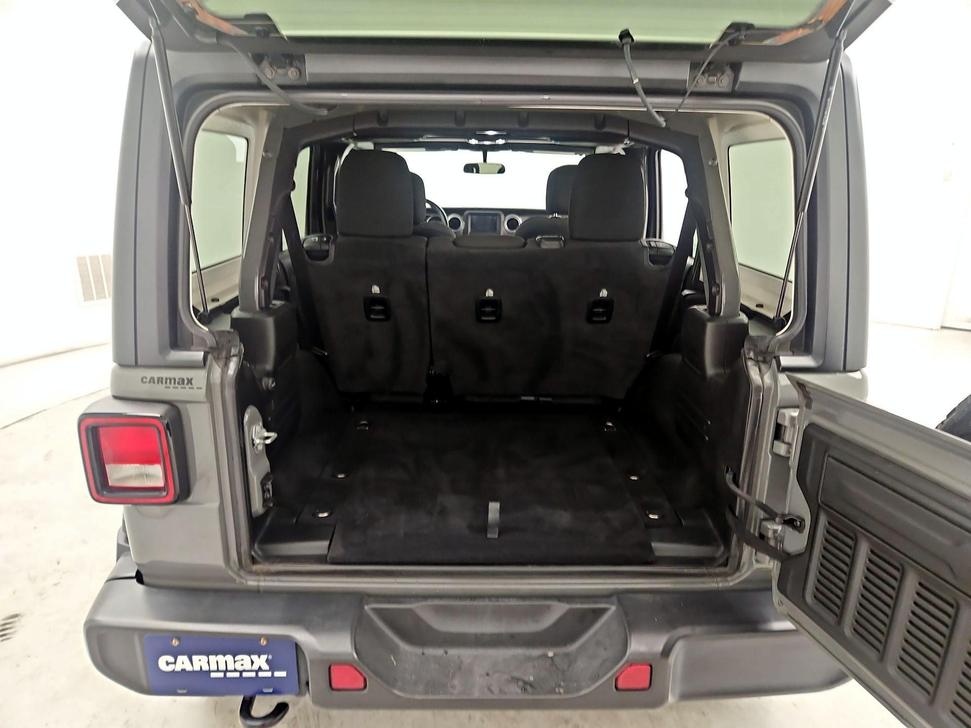 Thumbnail: 2021 Jeep Wrangler - 20