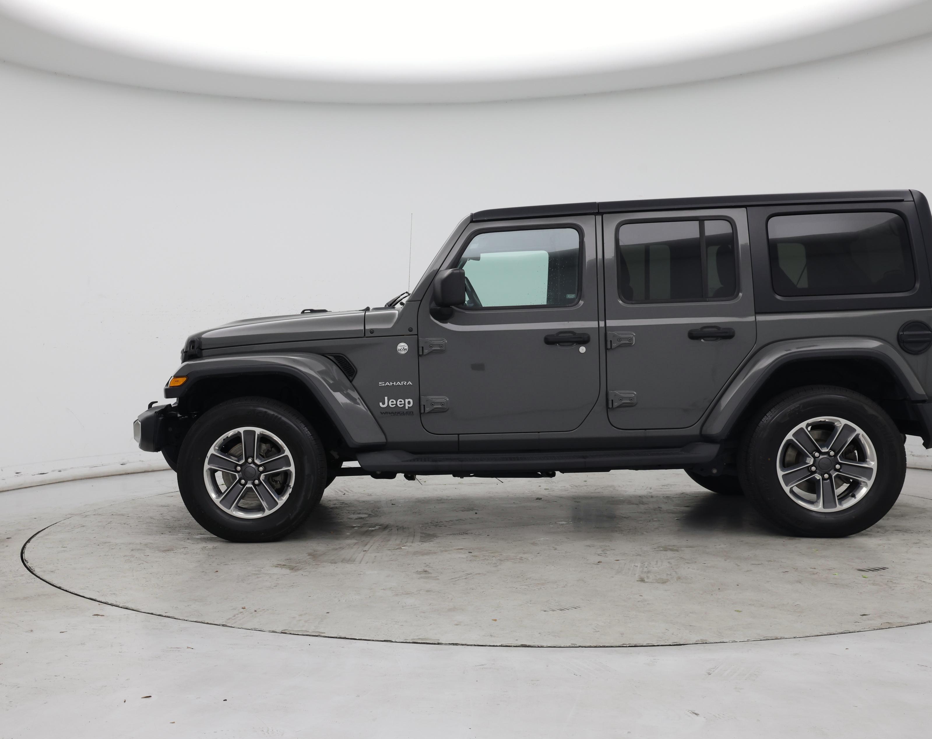 Thumbnail: 2021 Jeep Wrangler - 3