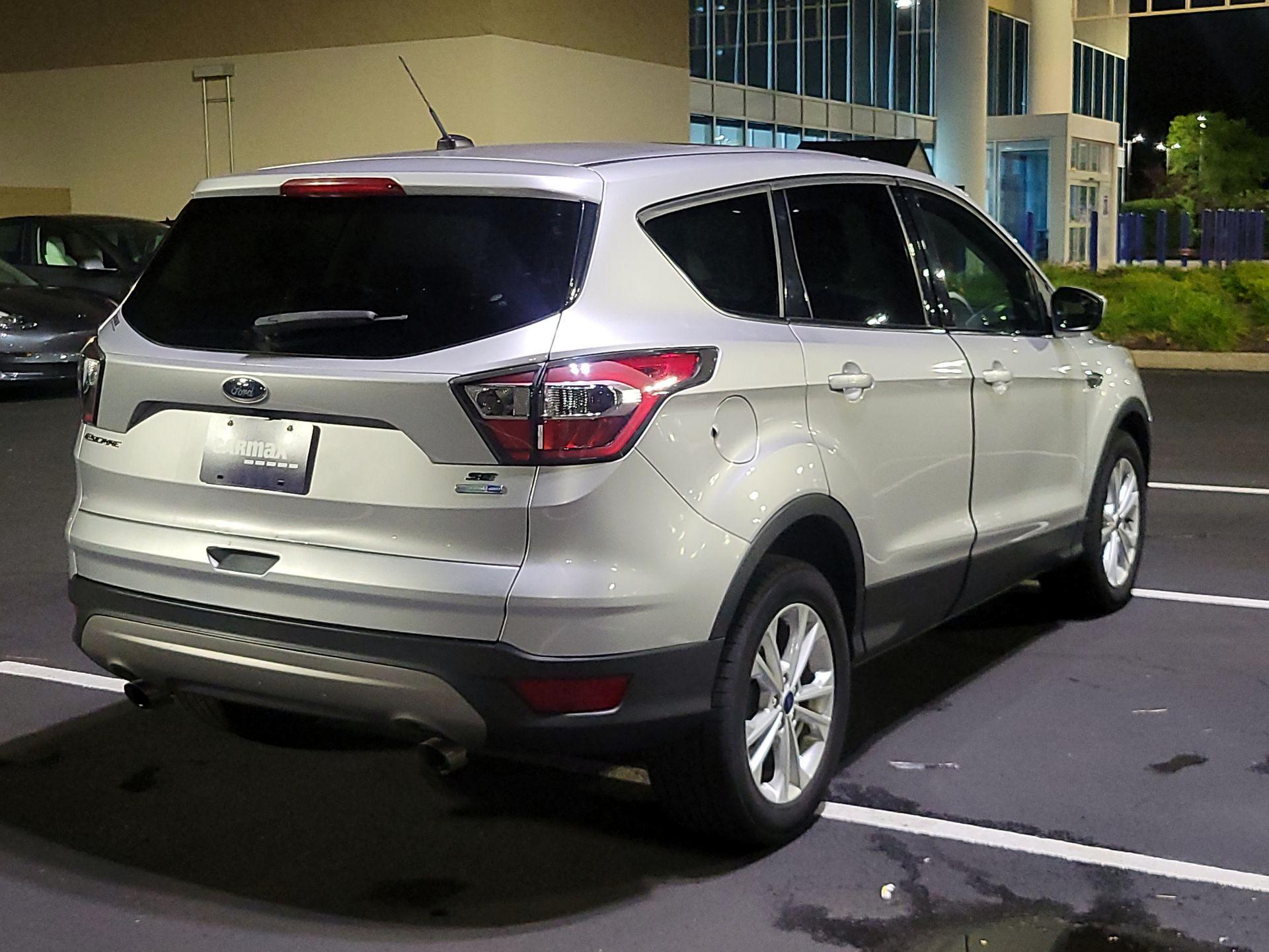Thumbnail: 2017 Ford Escape - 5