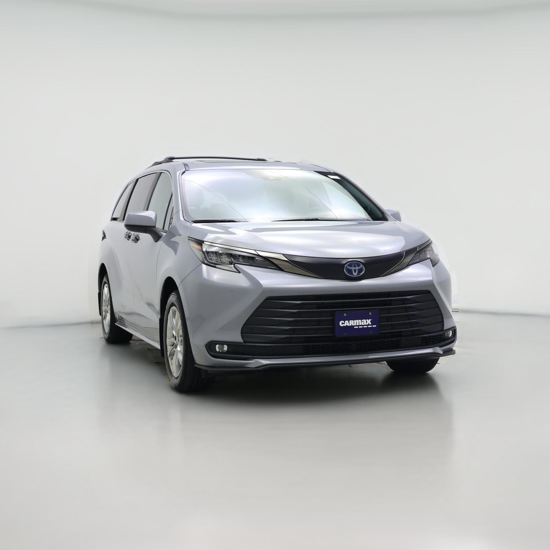 Thumbnail: 2023 Toyota Sienna - 1