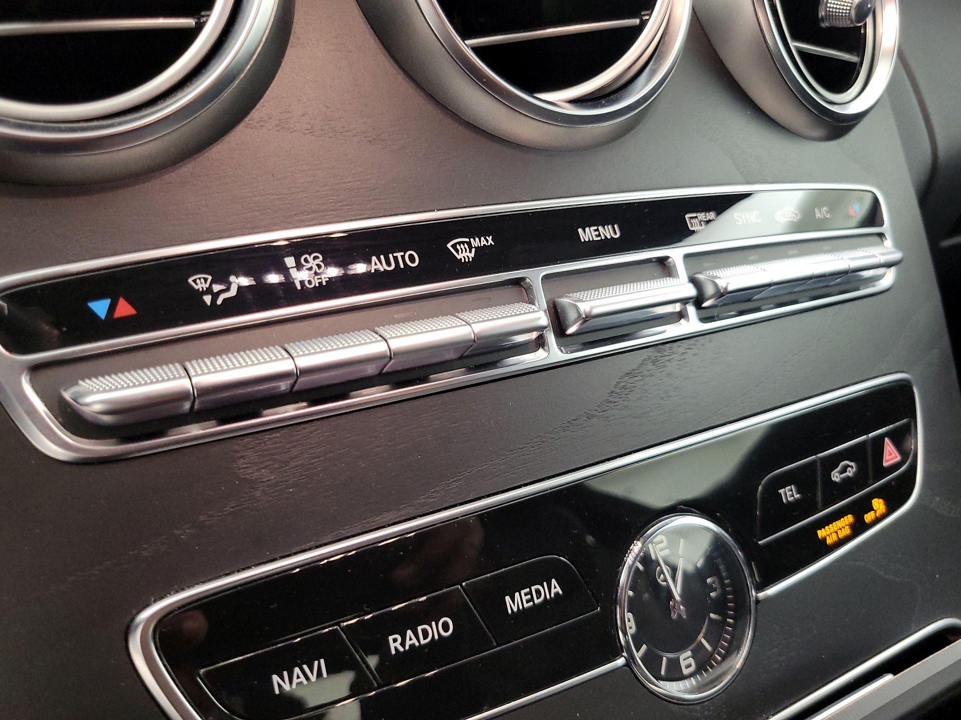 Thumbnail: 2019 Mercedes-Benz C-Class - 17