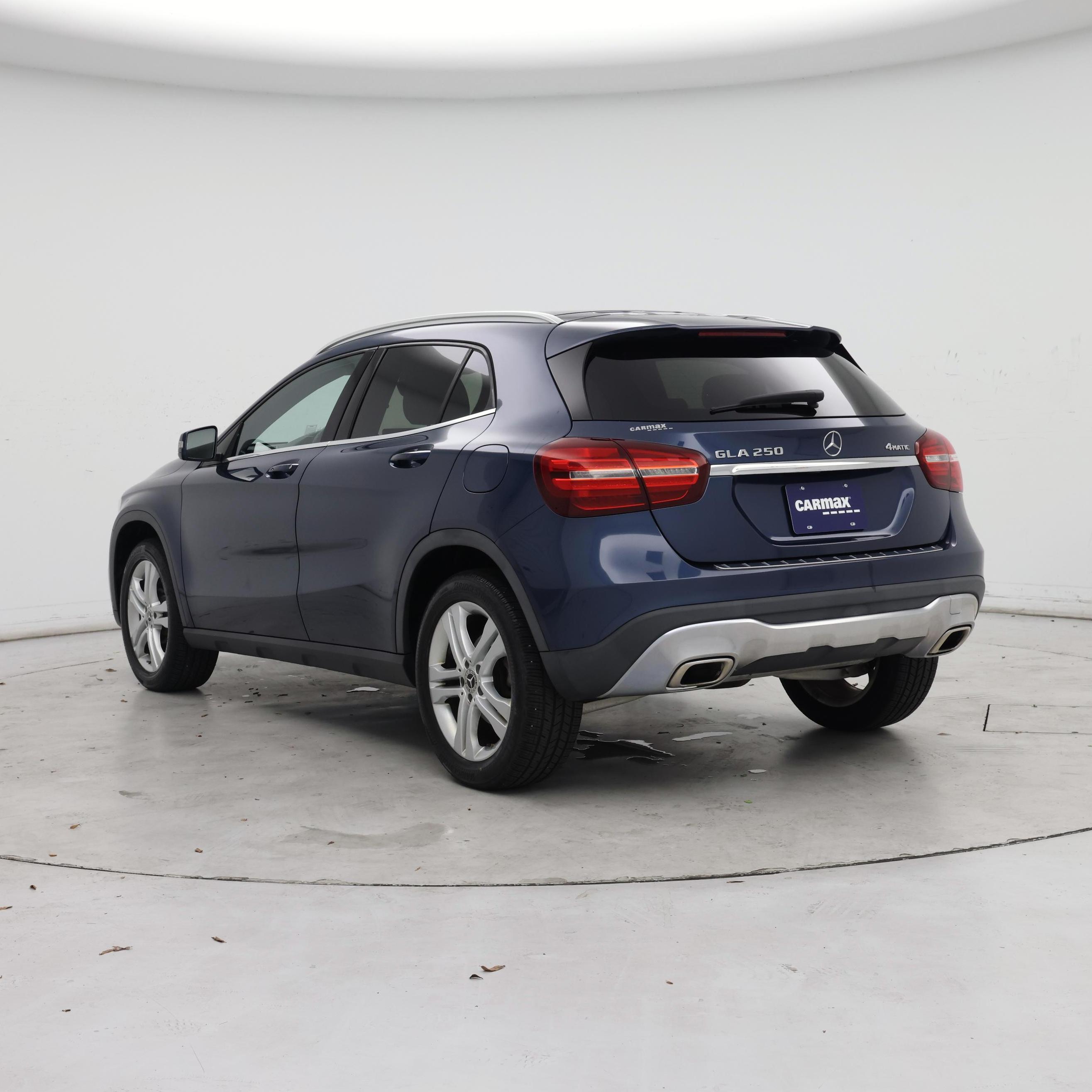 Thumbnail: 2020 Mercedes-Benz GLA - 2