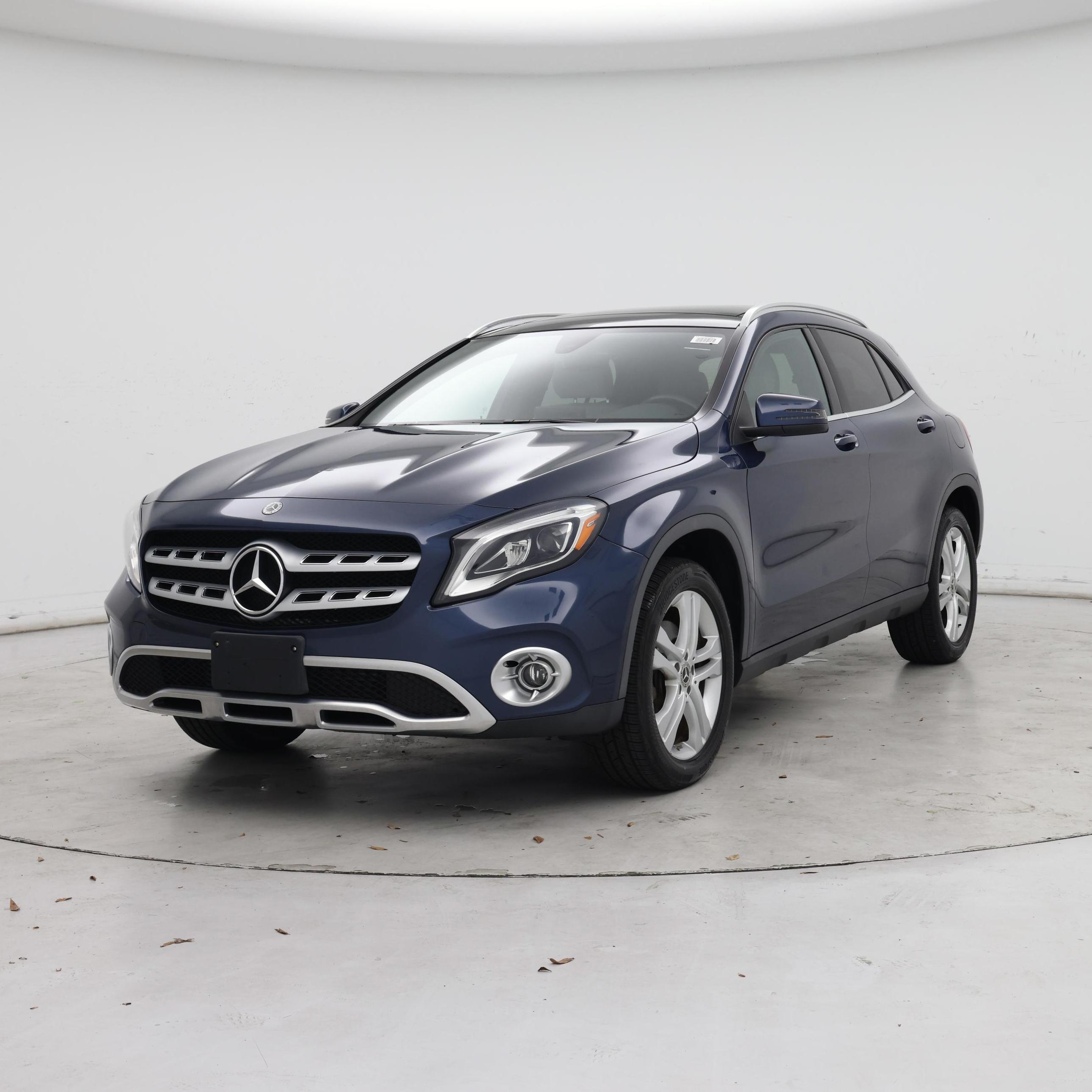 Thumbnail: 2020 Mercedes-Benz GLA - 4