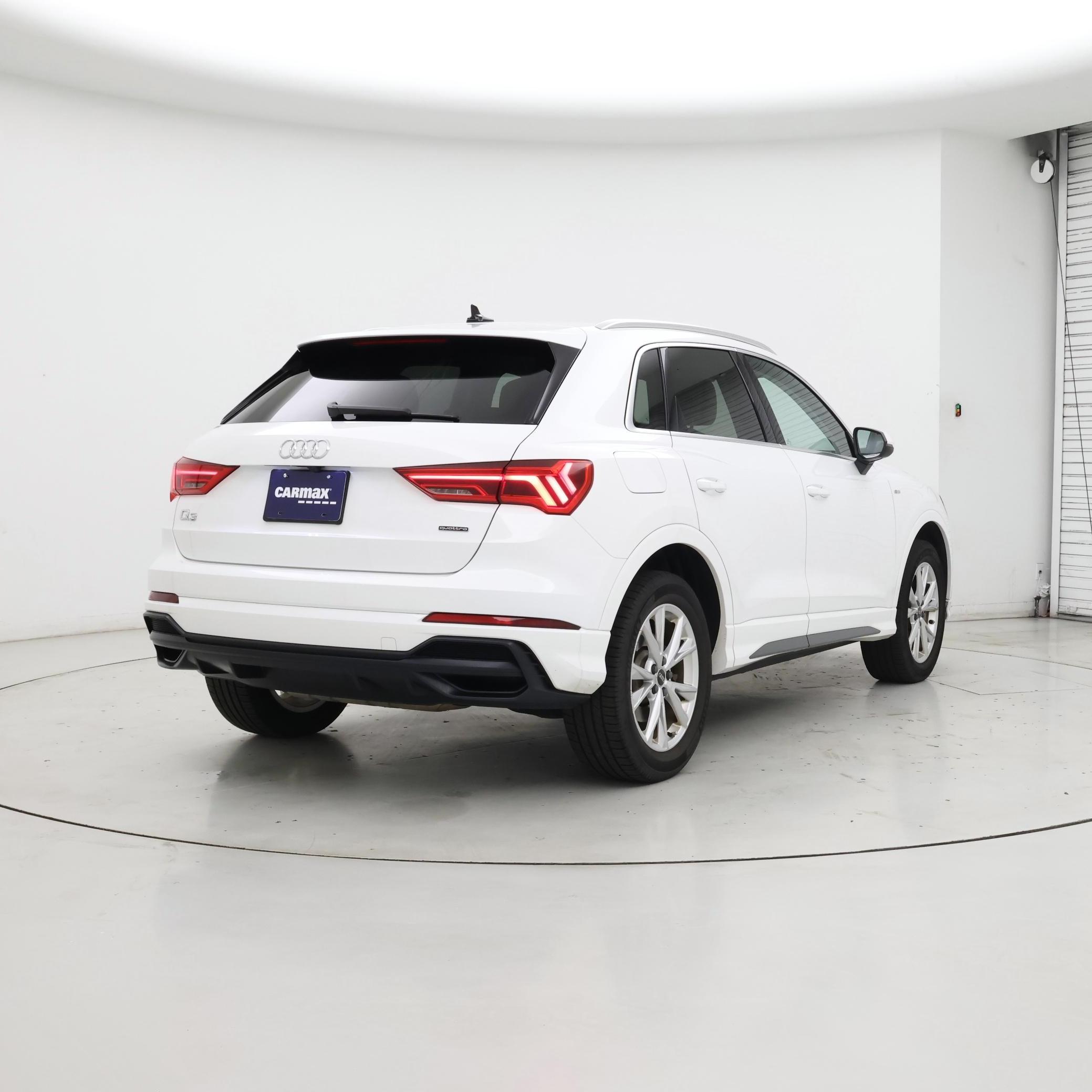Thumbnail: 2021 Audi Q3 - 8