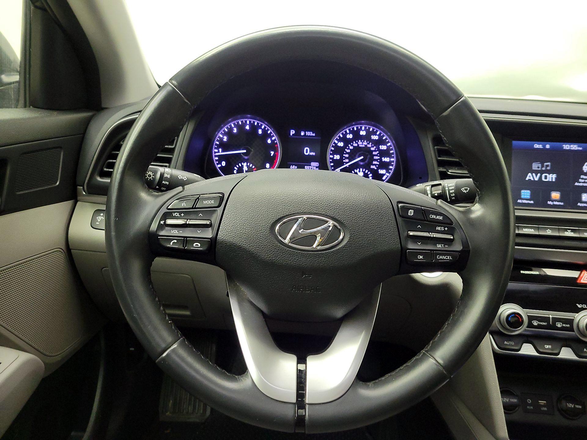 Thumbnail: 2020 Hyundai Elantra - 10
