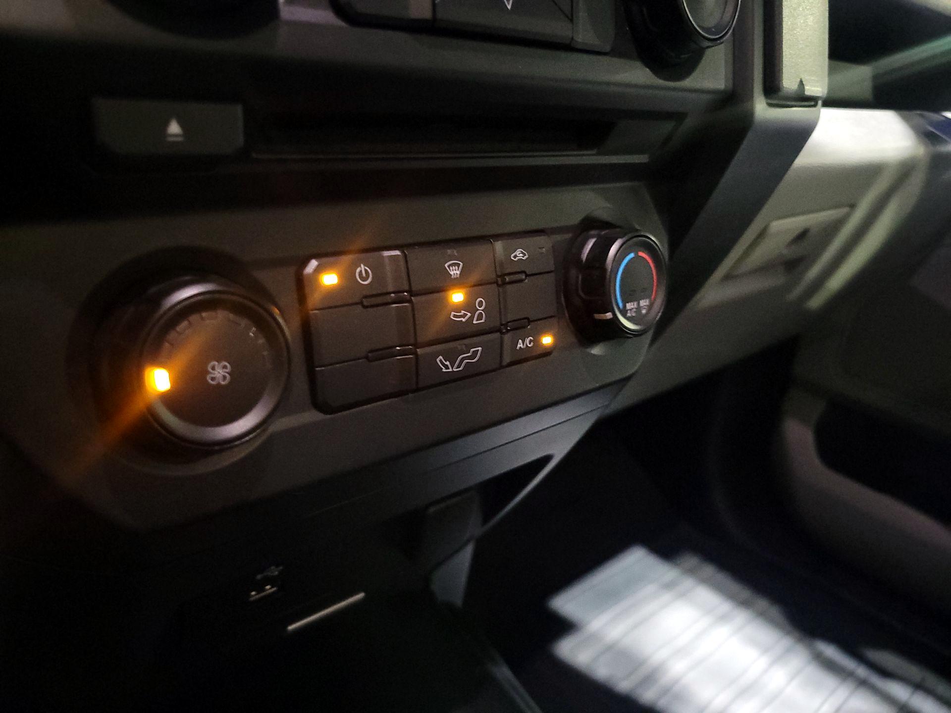 Thumbnail: 2017 Ford F-150 - 14