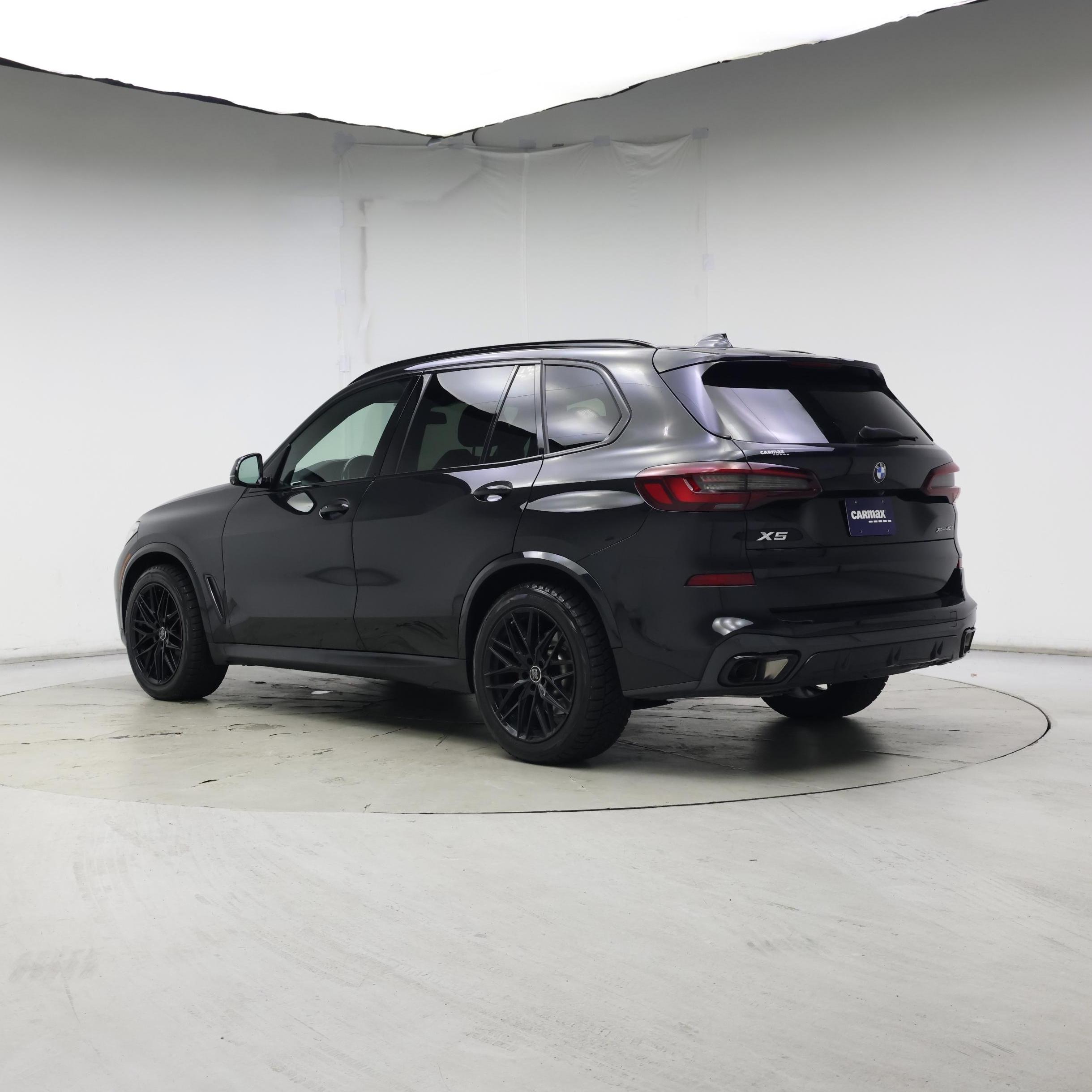 Thumbnail: 2022 BMW X5 - 2