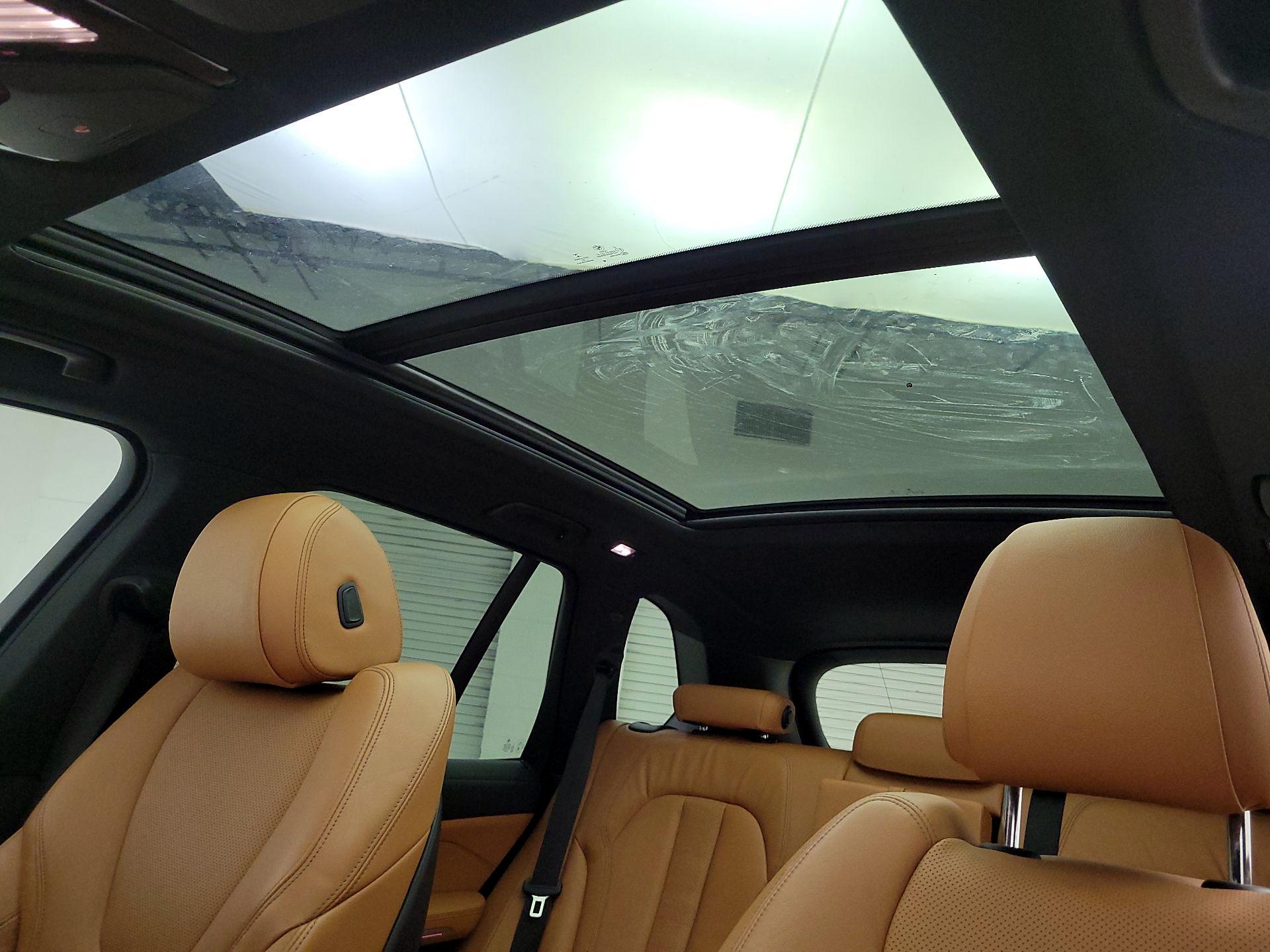 Thumbnail: 2022 BMW X5 - 20